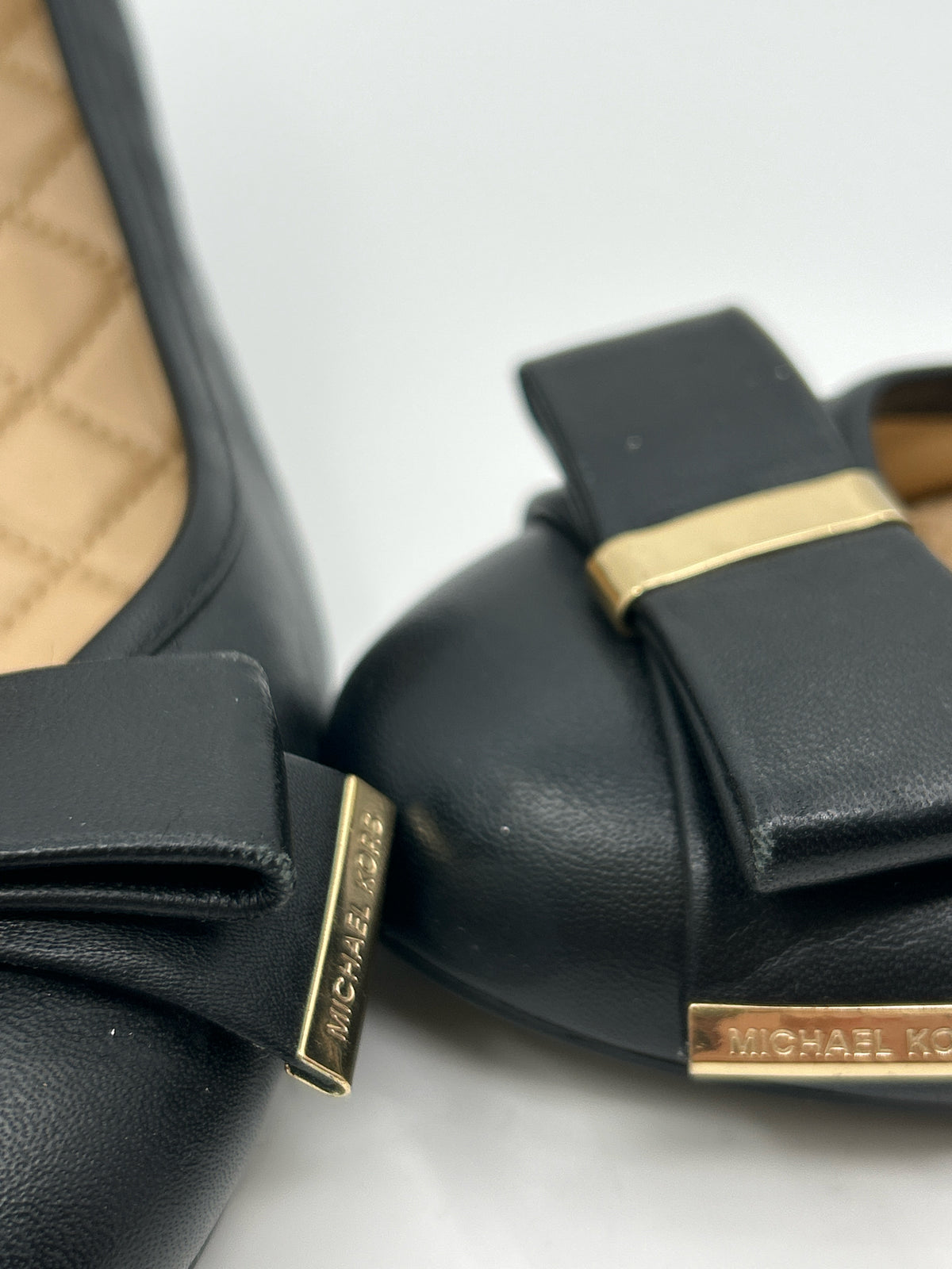 MICHAEL MICHAEL KORS NWOB Size 10M Black Women Pumps