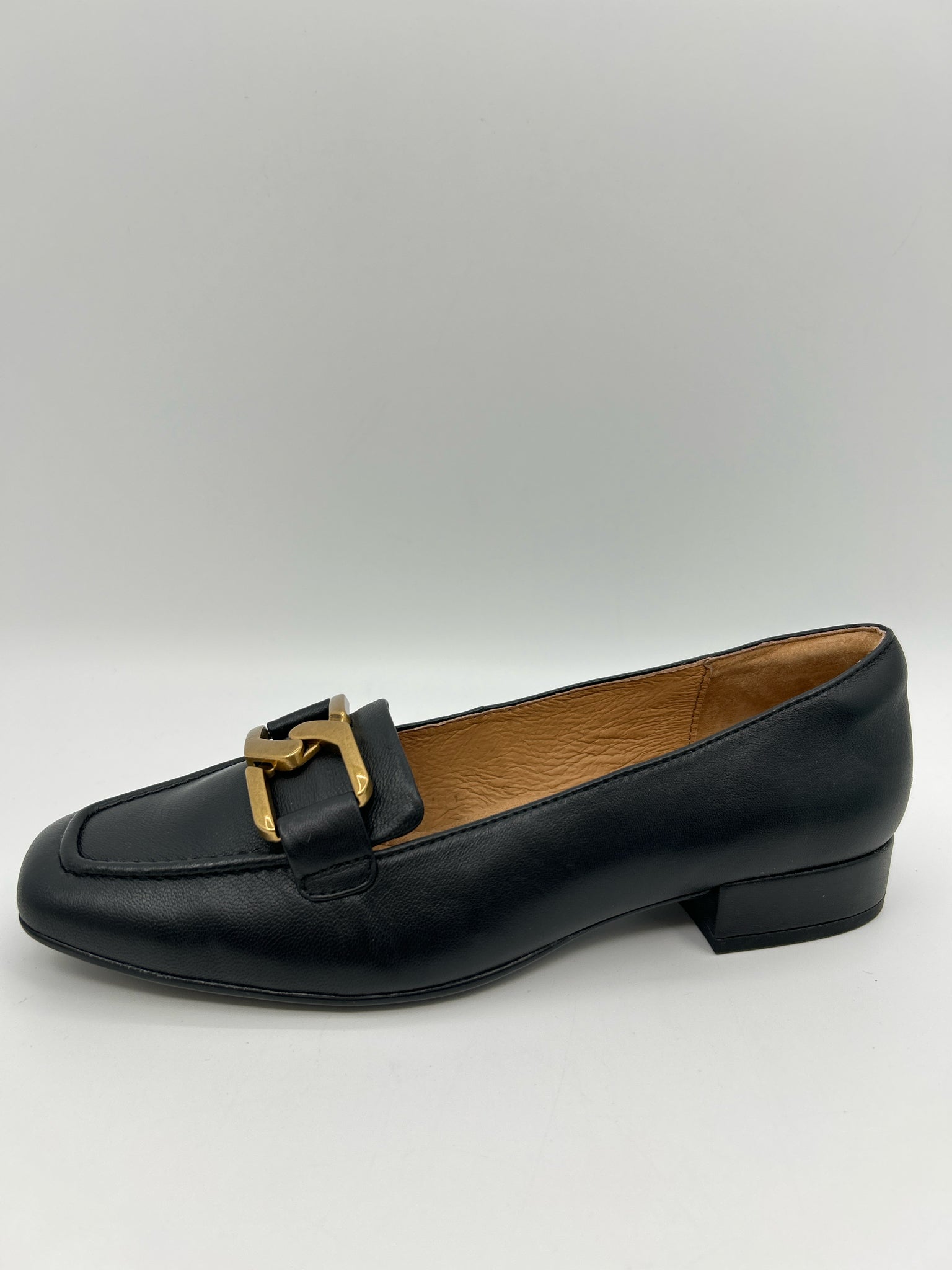 SOFFT Size 9M Black Women Loafer