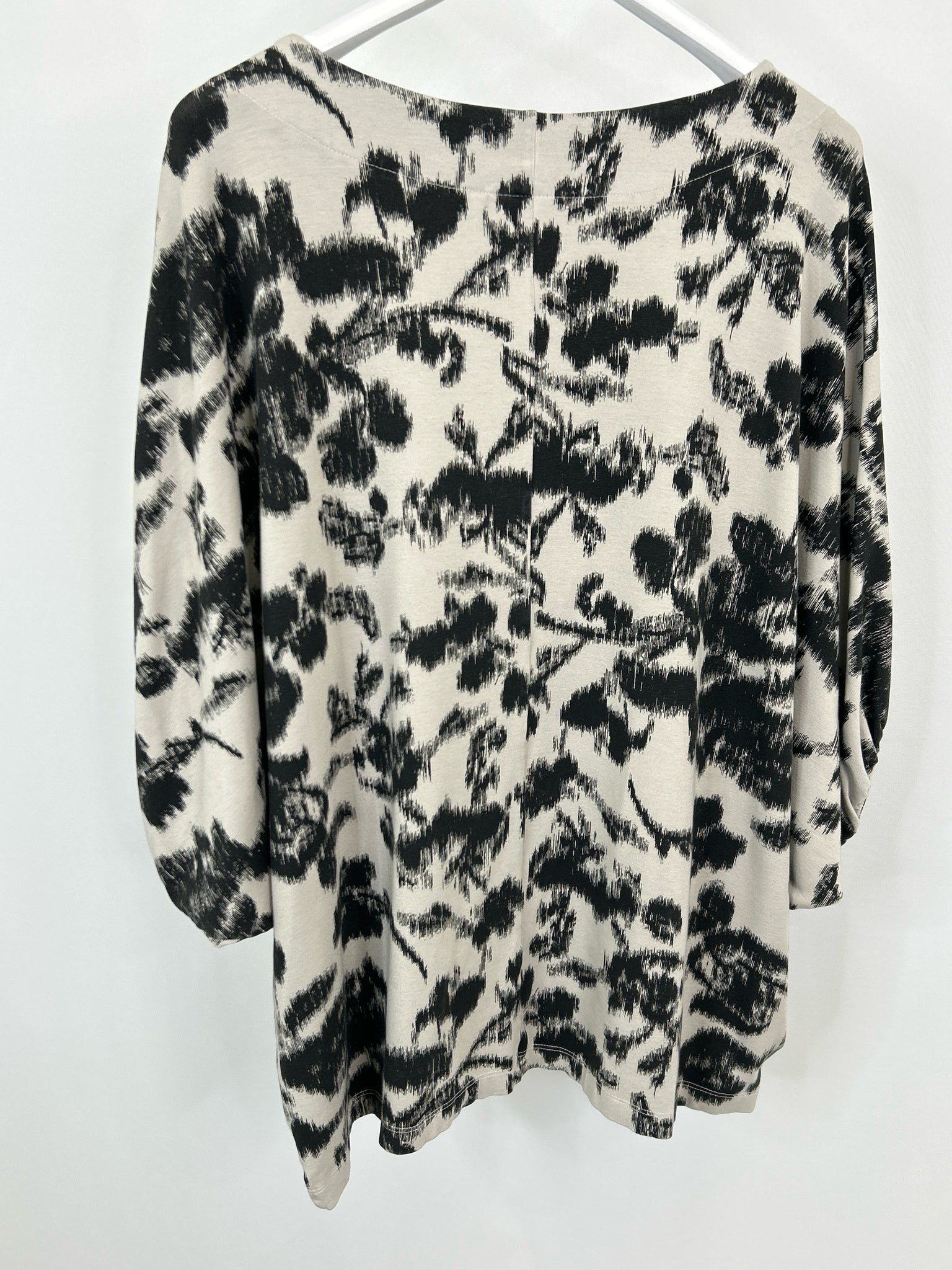 BRYN WALKER Size XS Black Print Women Tunic