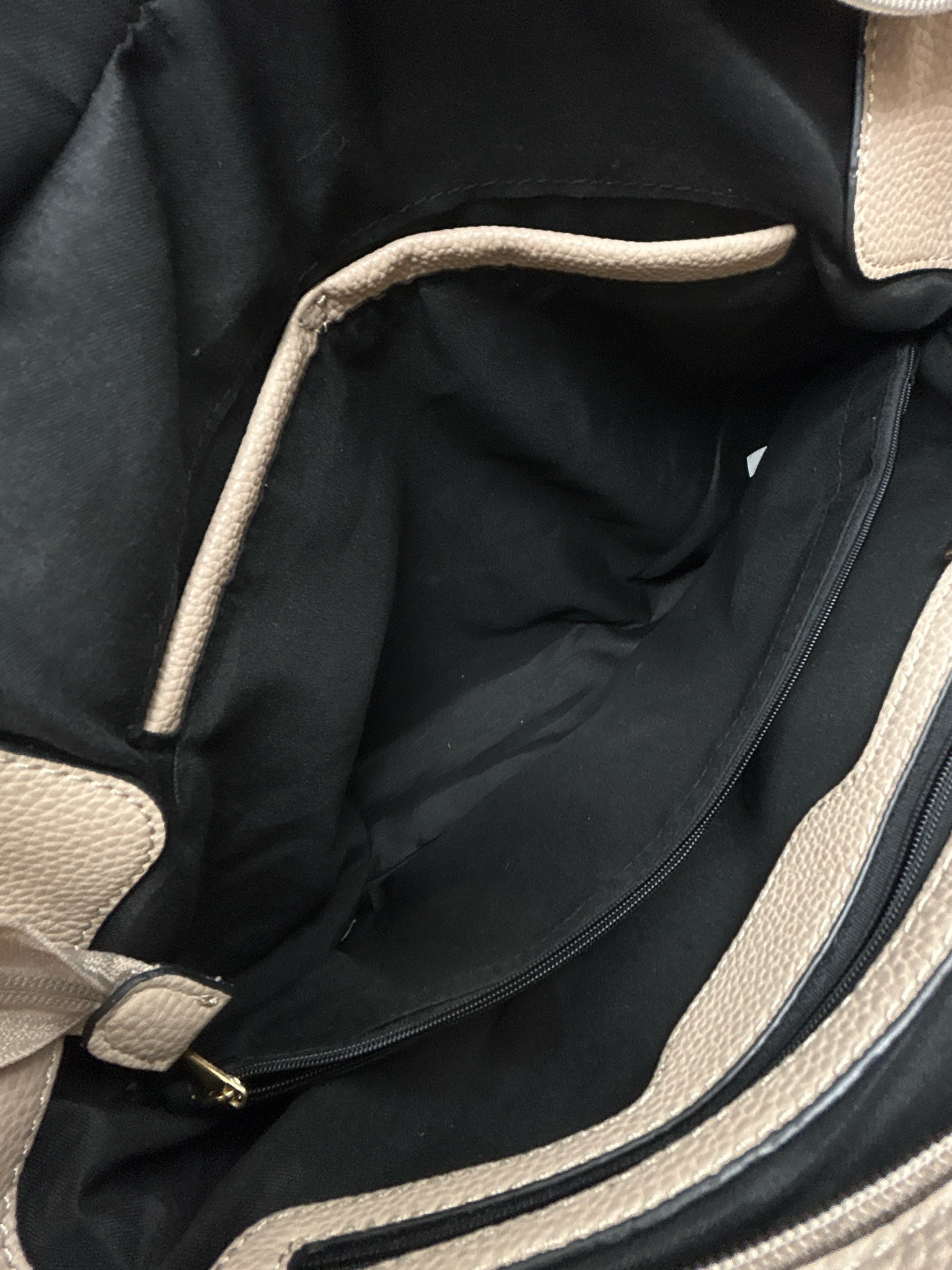 MFK by MIA K NWT nude Women Purse