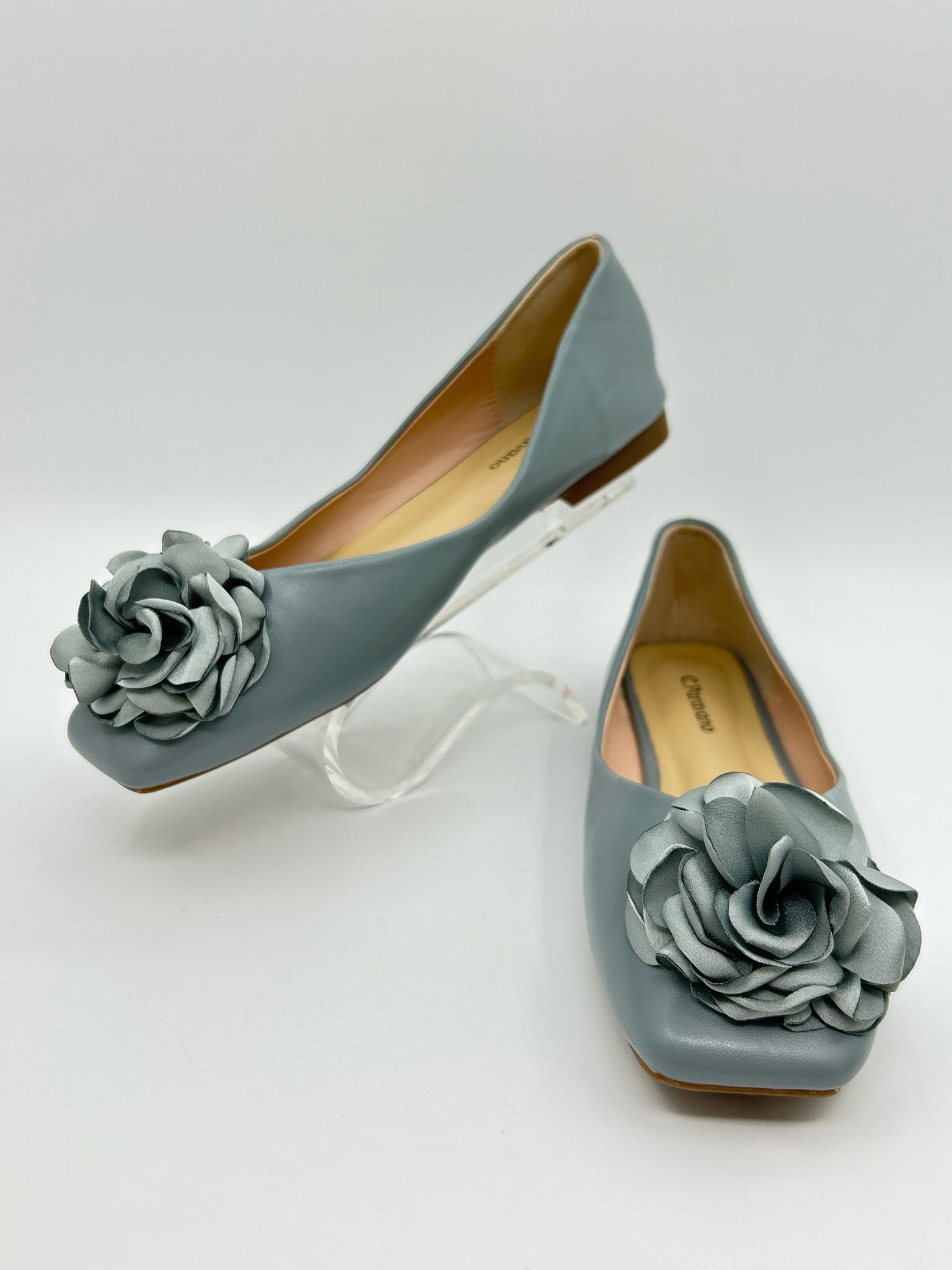 C.Paravano Size 38 Gray & Orange Women Flats