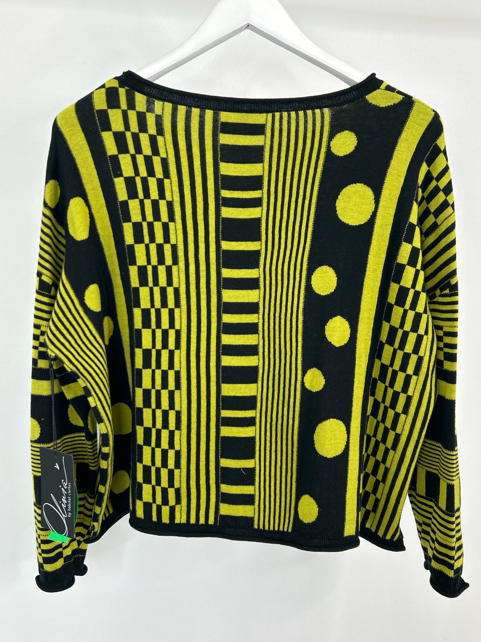 OLIVIA BY HABITAT CLOTHES Size S GREEN AND BLACK Women Sweater