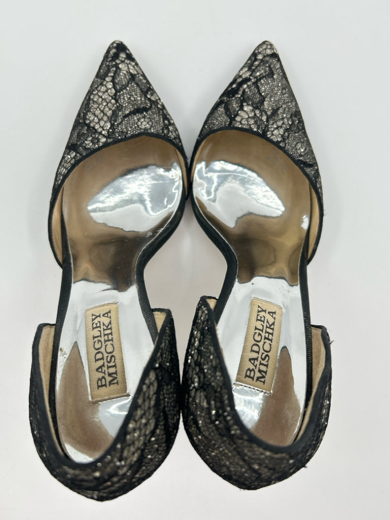 BADGLEY MISCHKA Women Size 8.5 Black and Silver Pumps