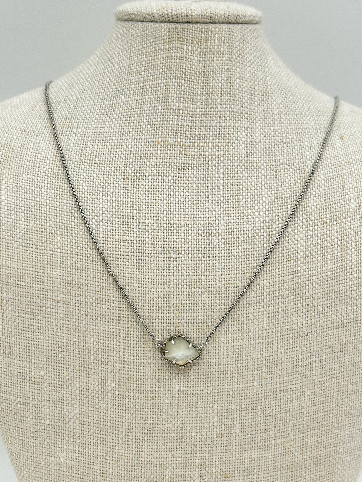 KENDRA SCOTT White Necklace