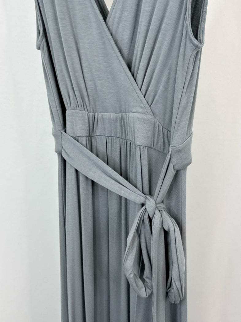 Lulus NWT Size L Gray Women Dress