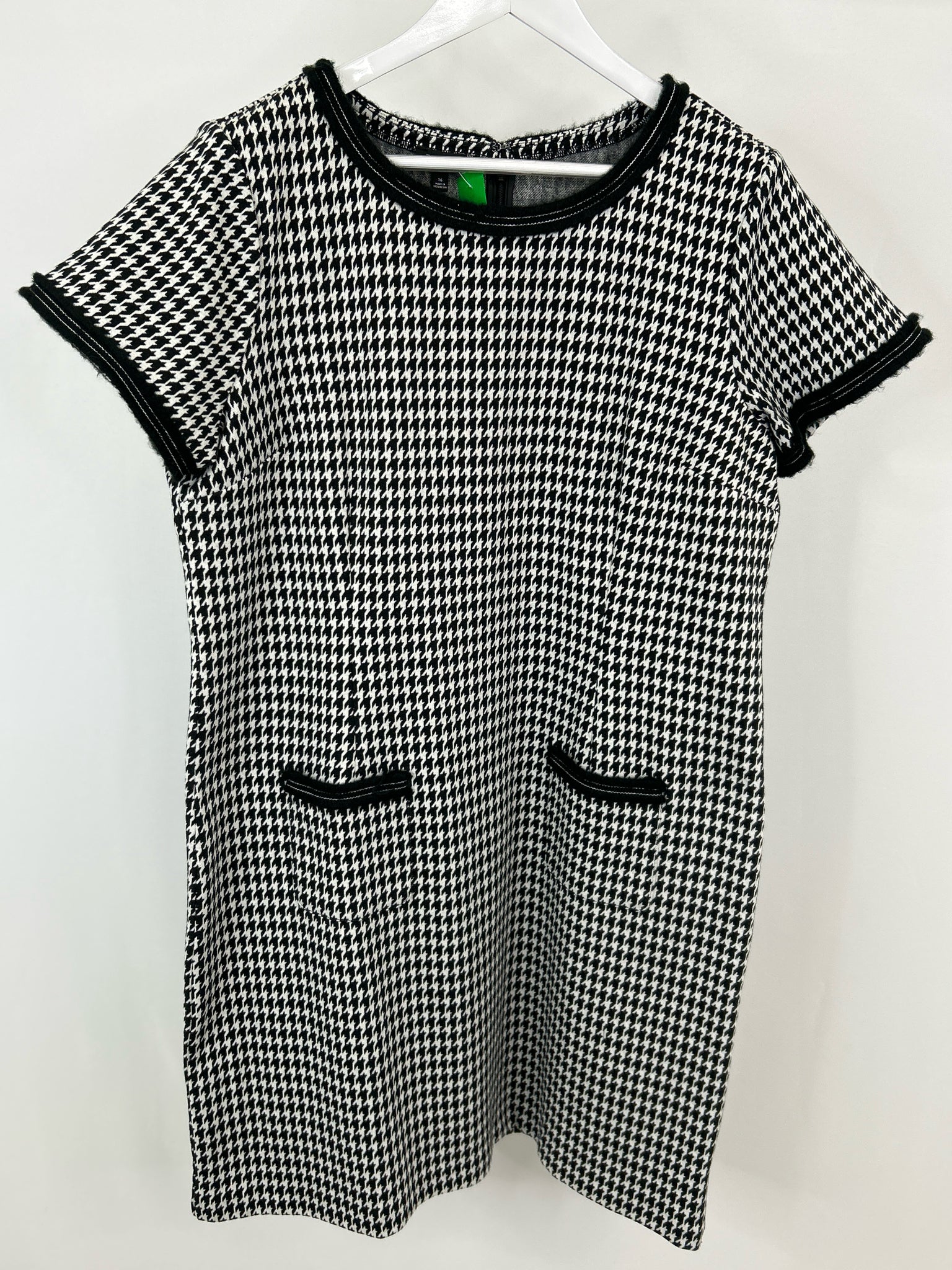 TALBOTS Size 16 Black and White Women's Dress