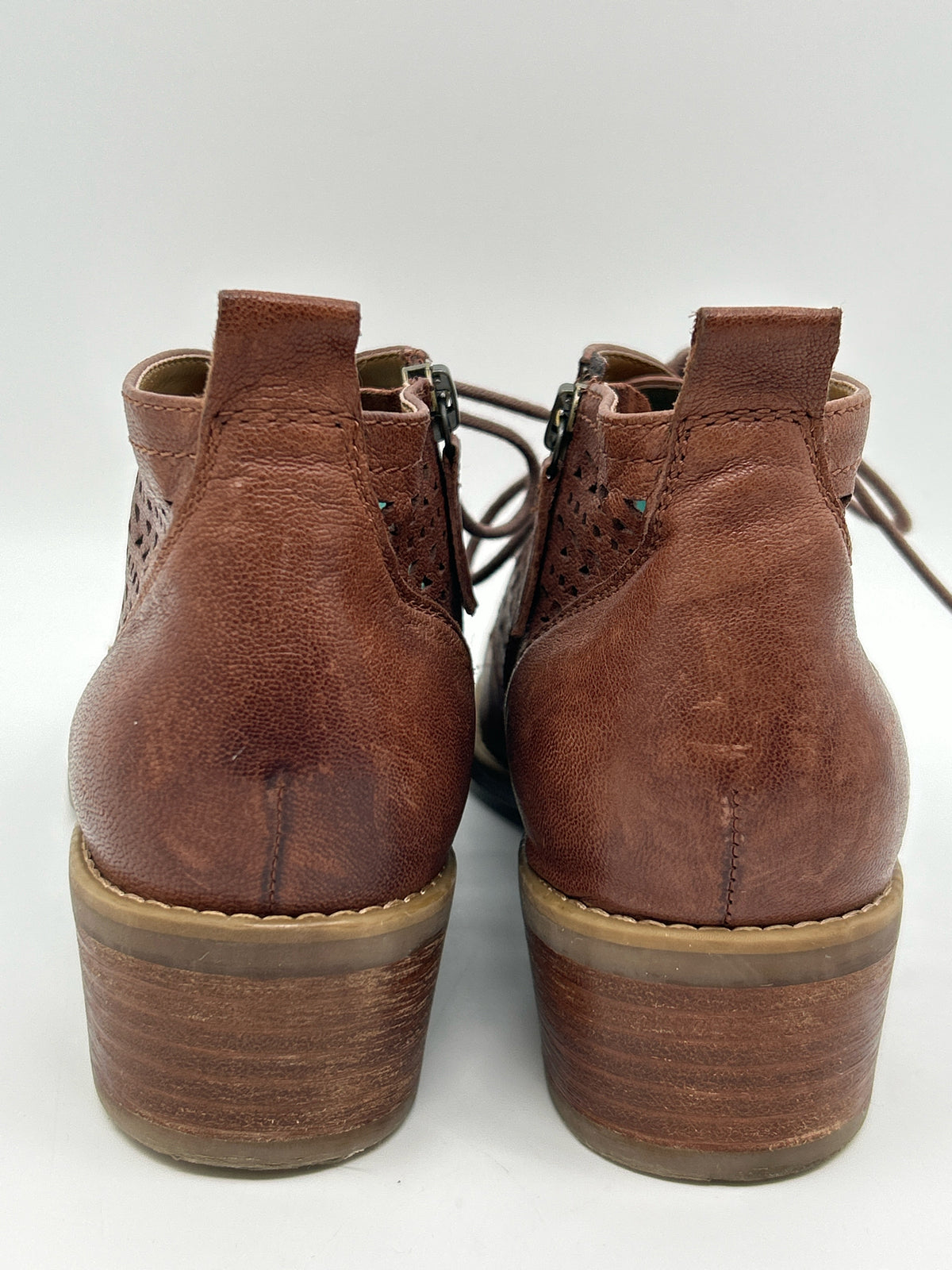 COMFORTIVA Size 10M Brown Women Booties