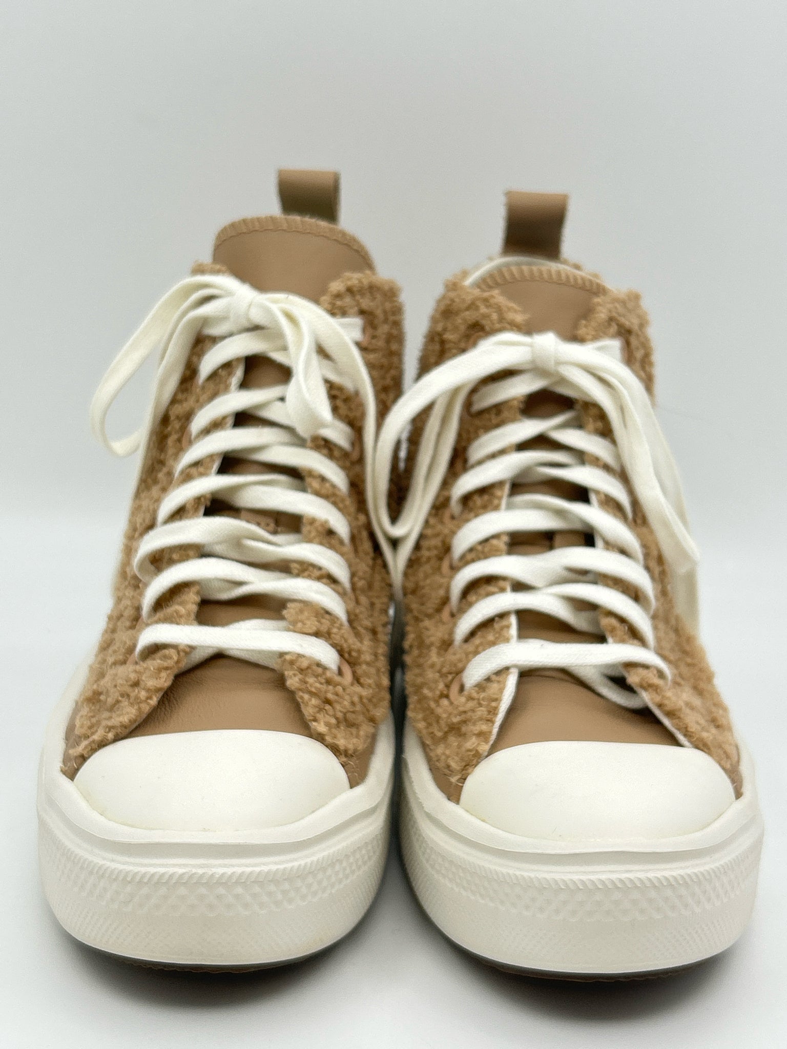 CONVERSE Size 6 Tan Women Sneakers