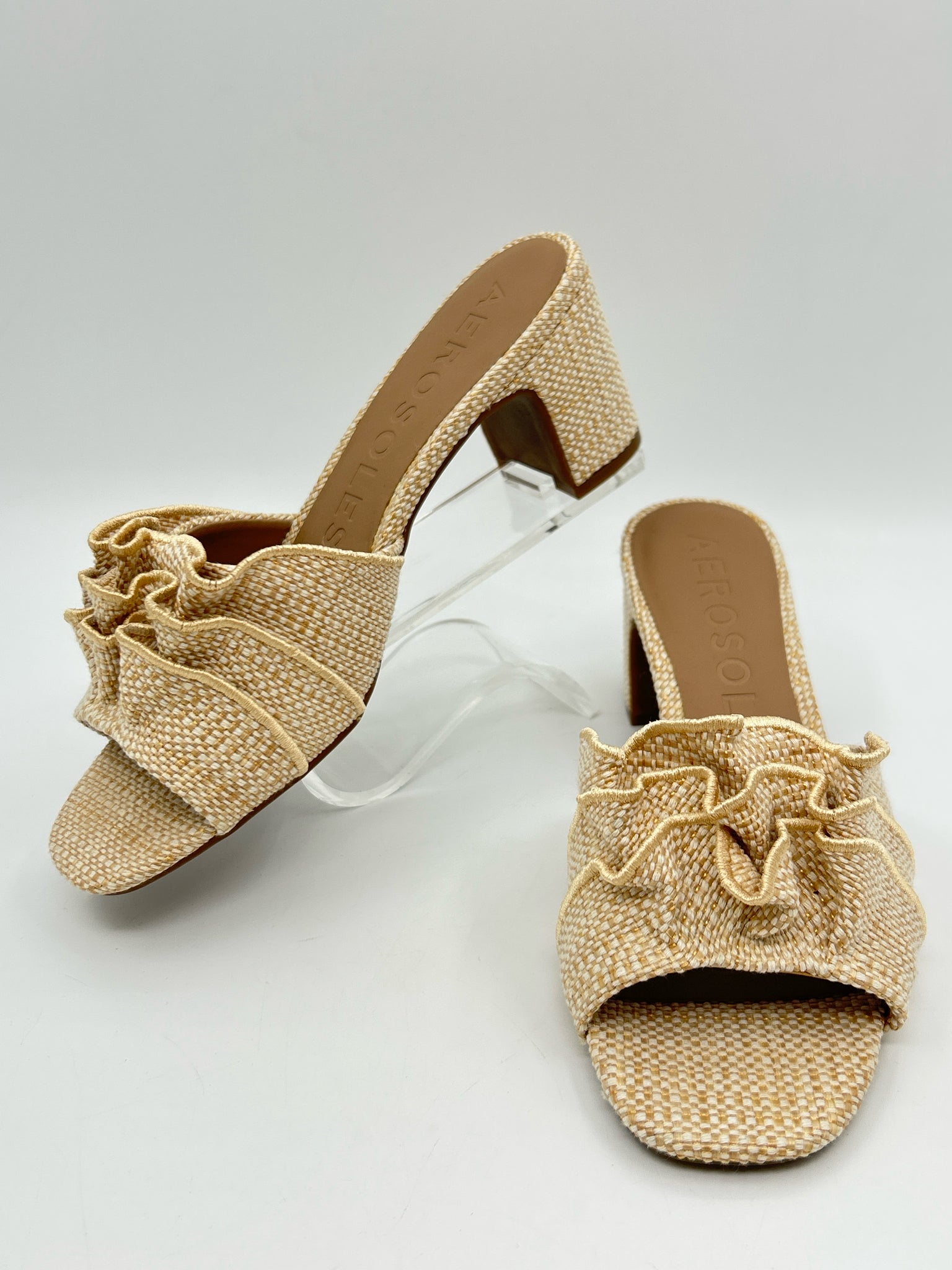 AEROSOLES Size 8M Beige Women Sandal