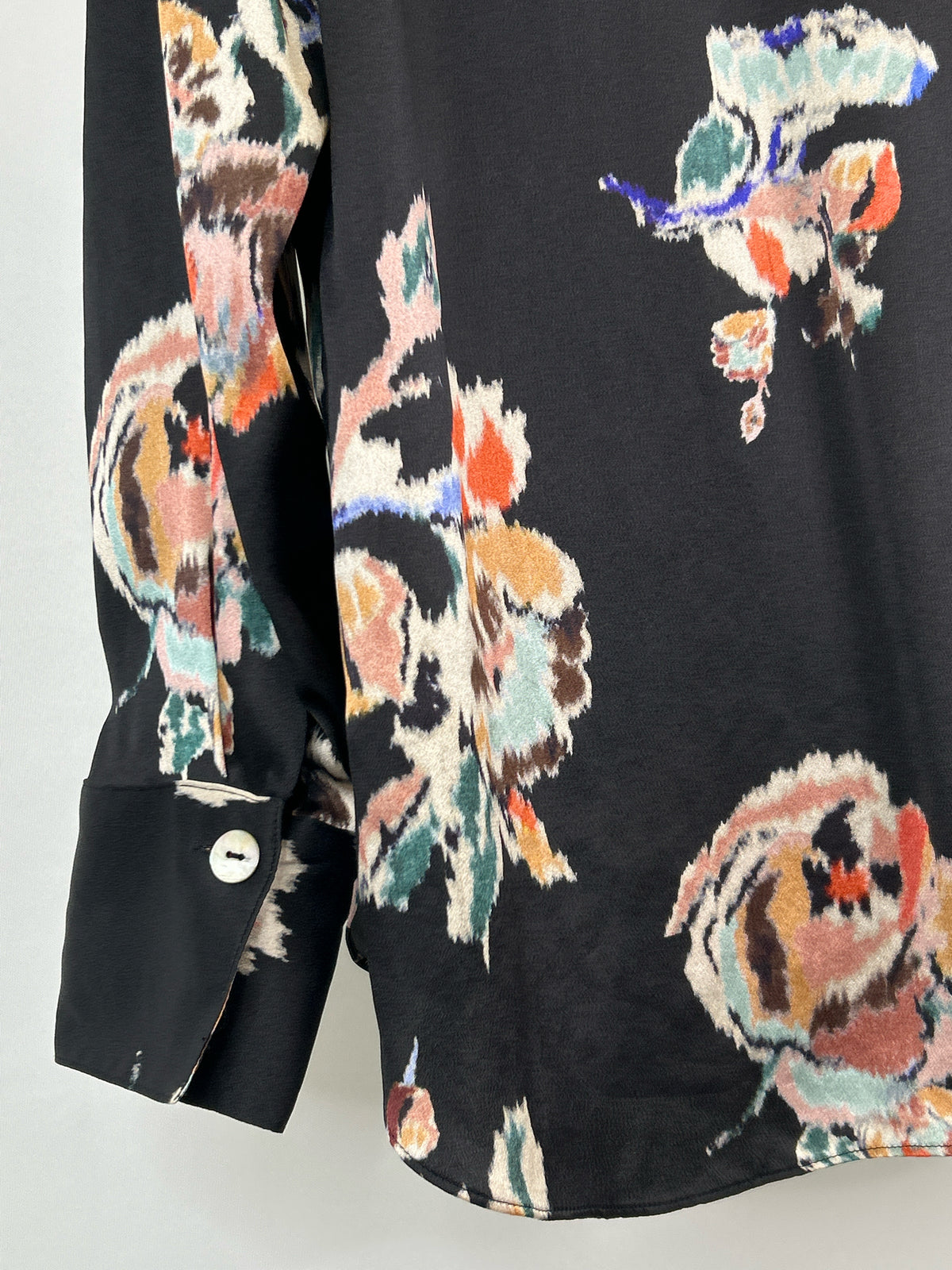VINCE Size L Black Floral Women Shirt