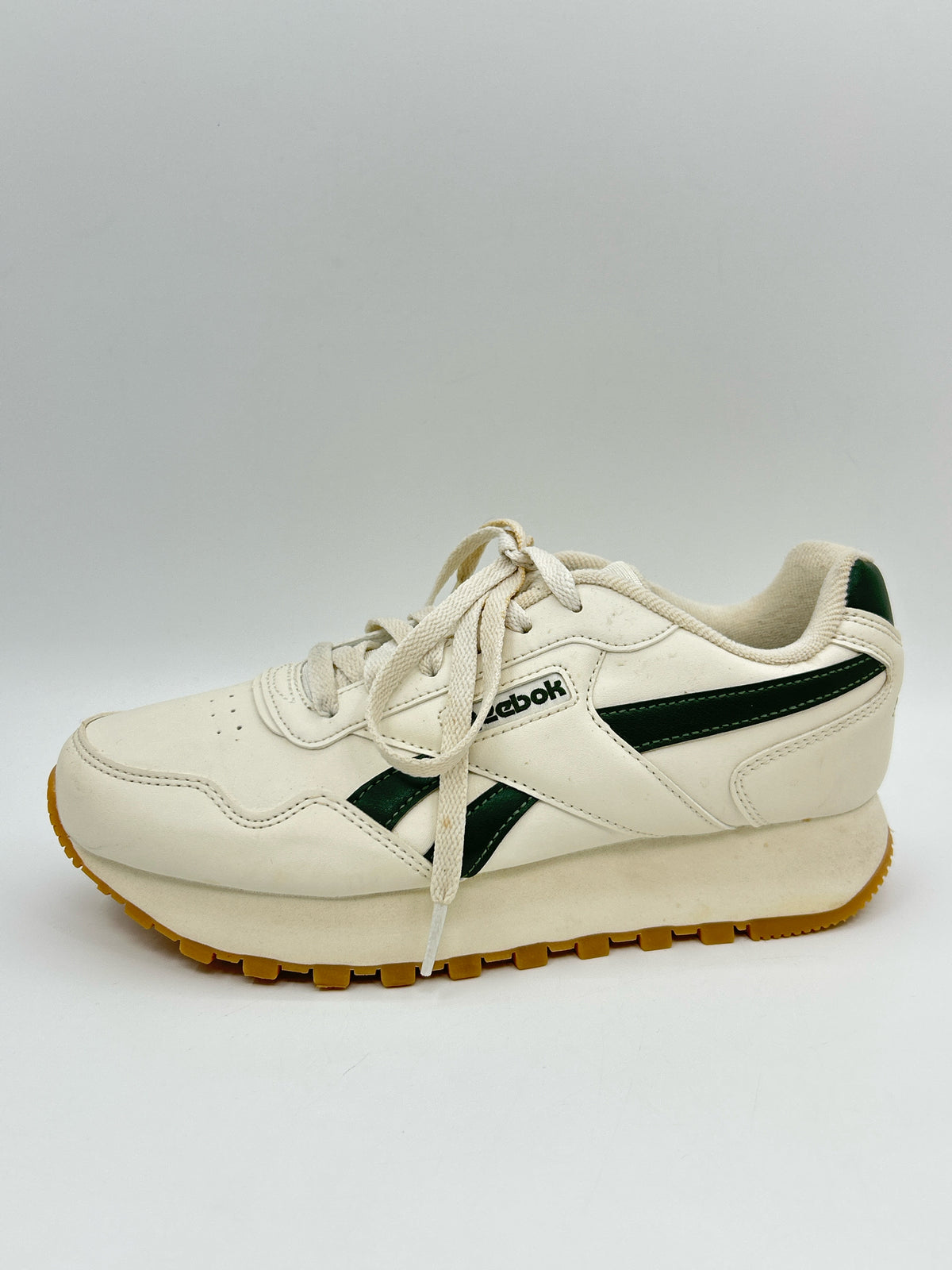 REEBOK Size 8.5 IVORY AND GREEN Women Sneakers