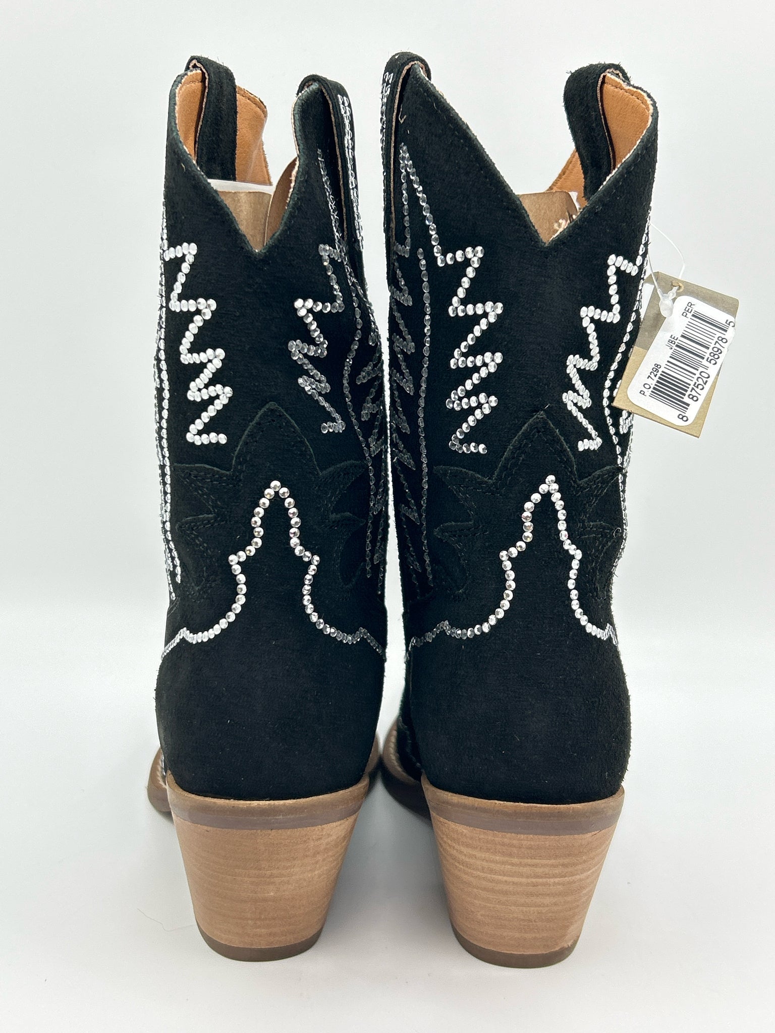 DINGO Size 7.5M Black Women Boots