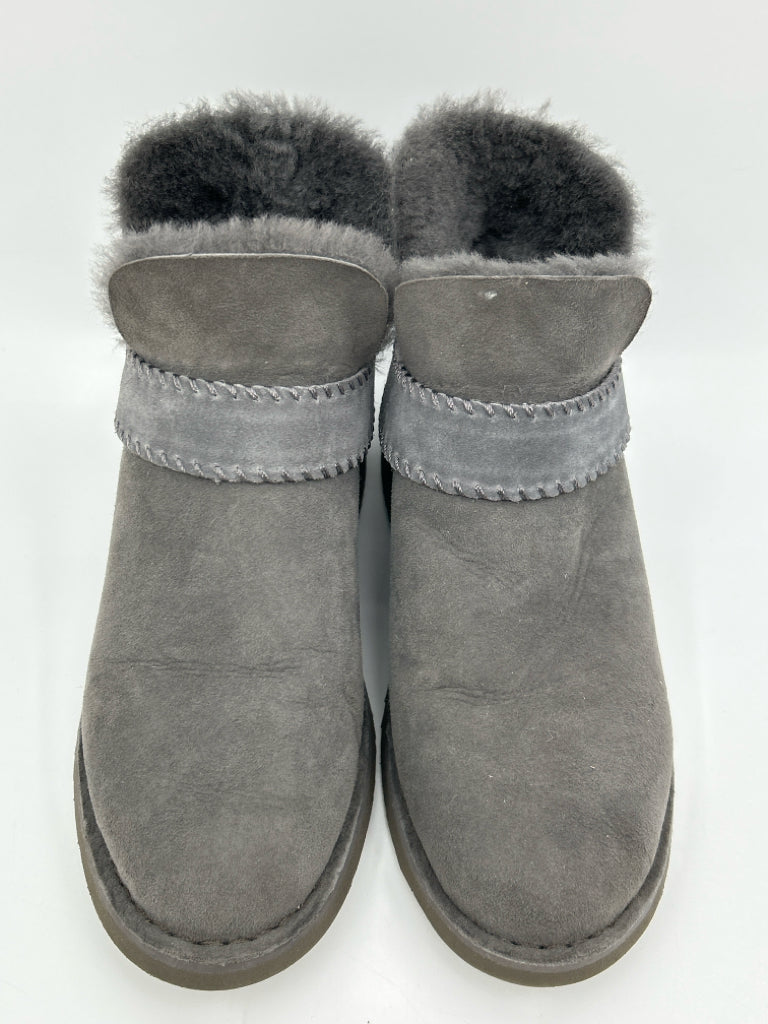 UGG Women Size 7 Grey Booties