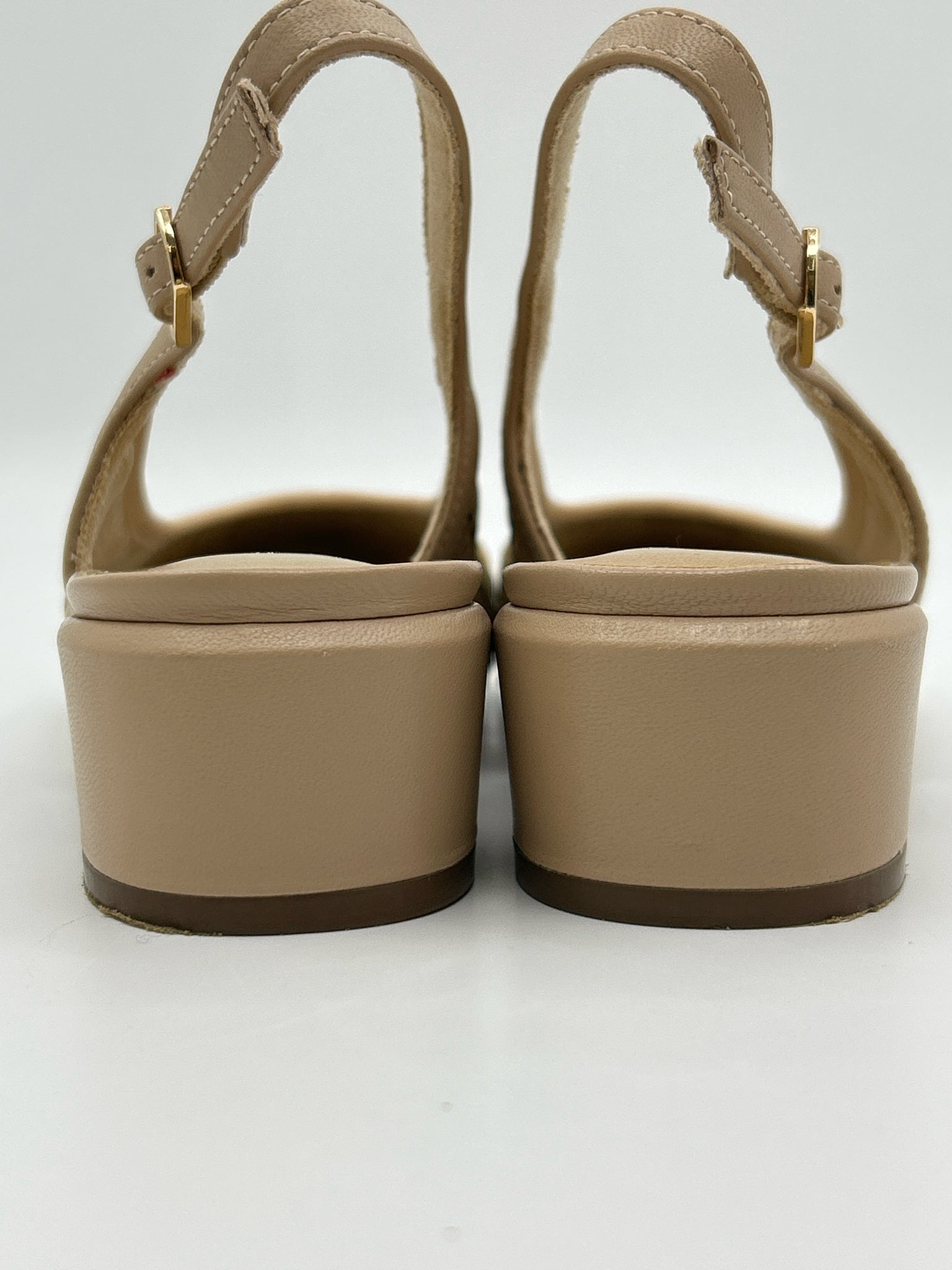 VANELI Size 8M Multi-Color Women Sandal