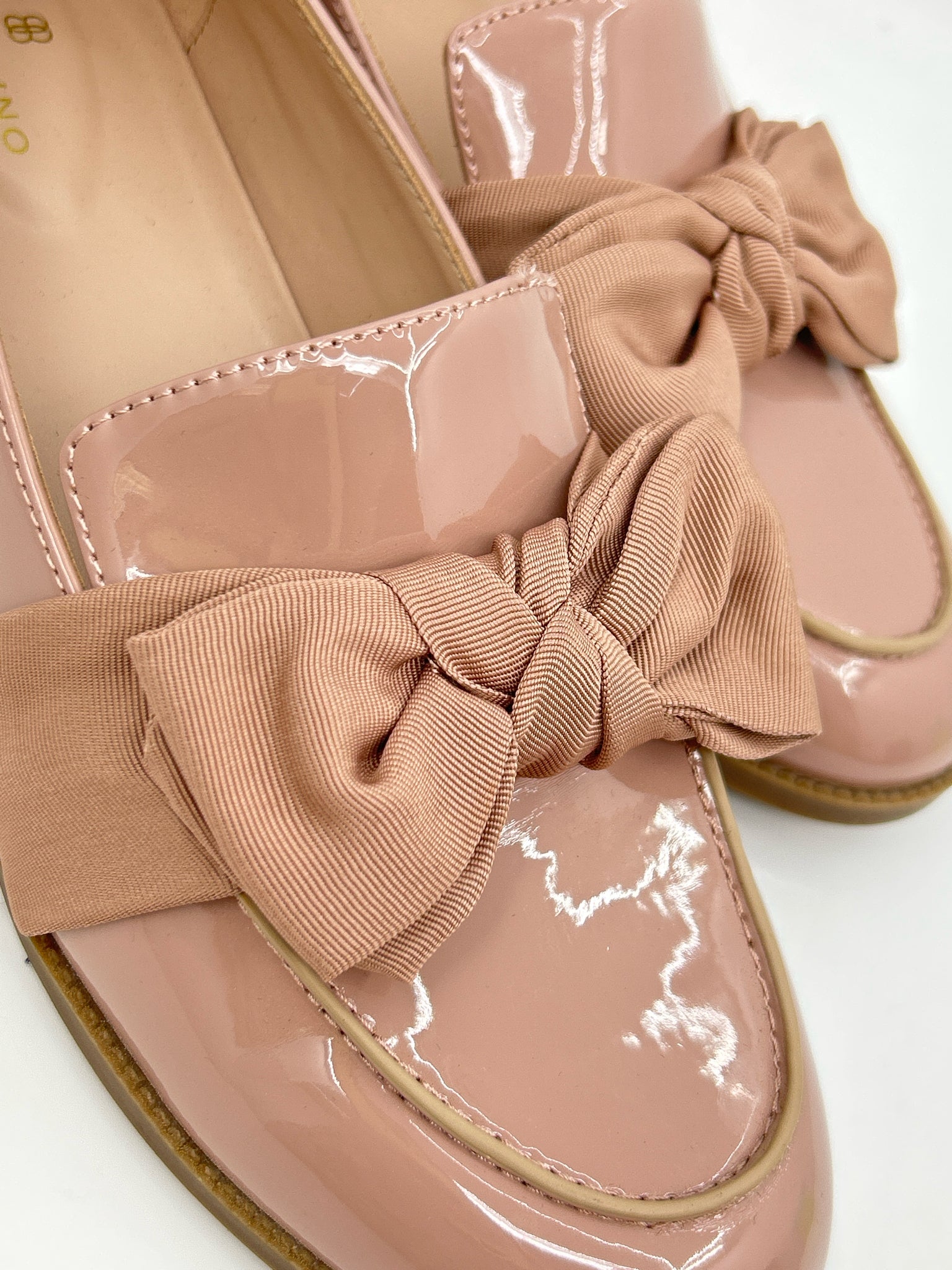 BANDOLINO Size 8M Blush Nude Women Loafer