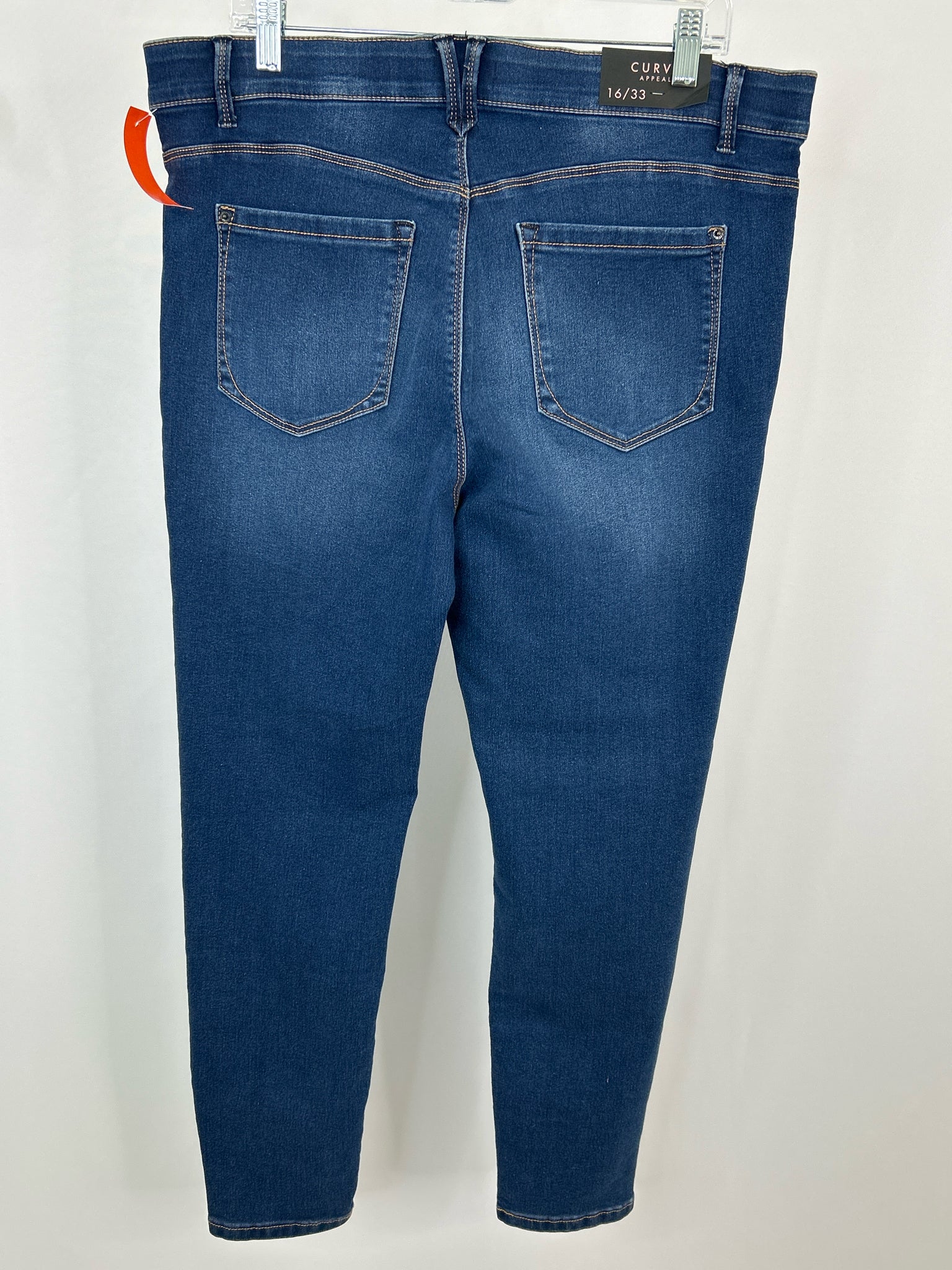 CURVE APPEAL NWT Size 16/33 BLUE DENIM Women jeans