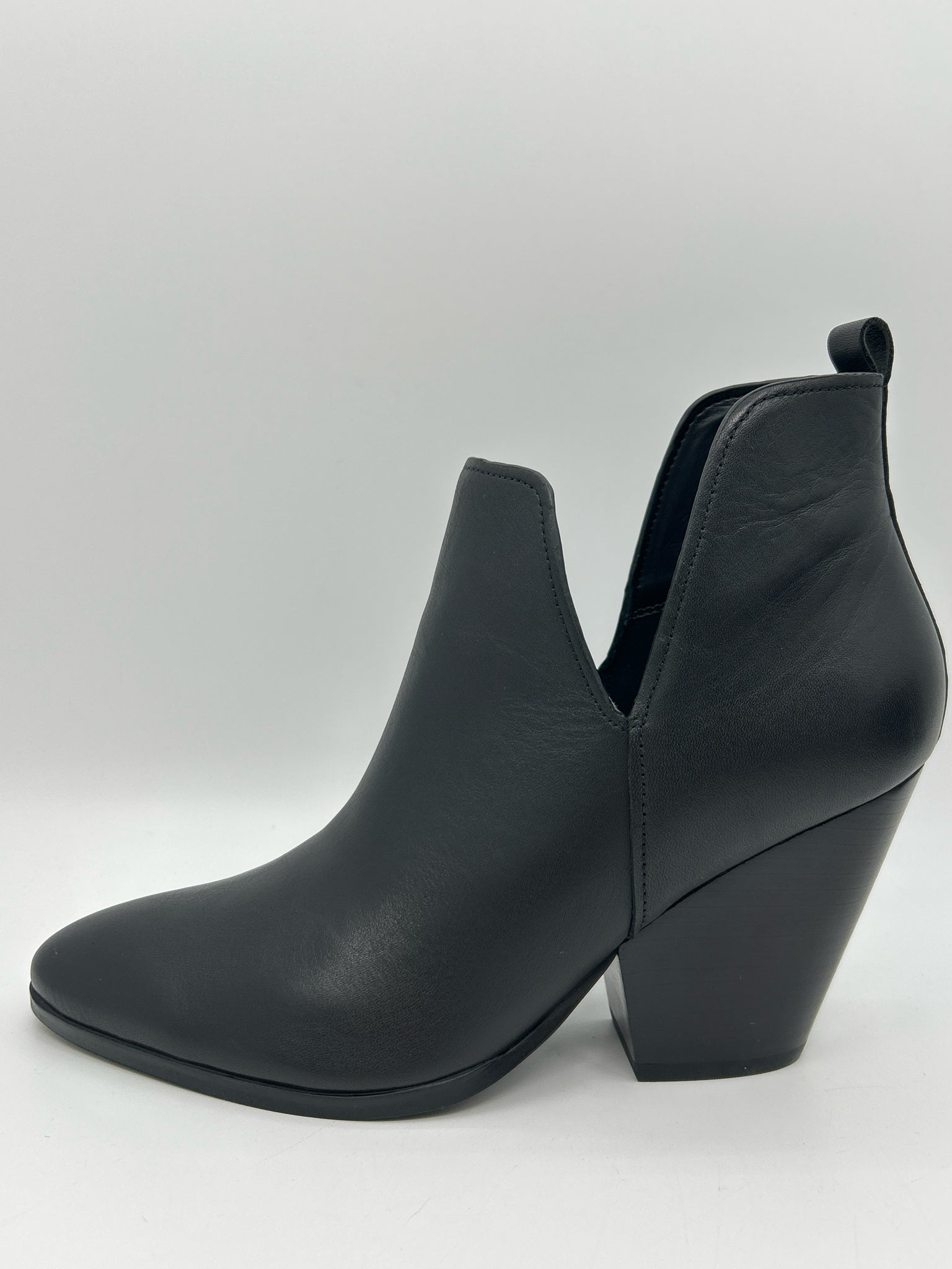 MARC FISHER Size 11M Black Women Booties