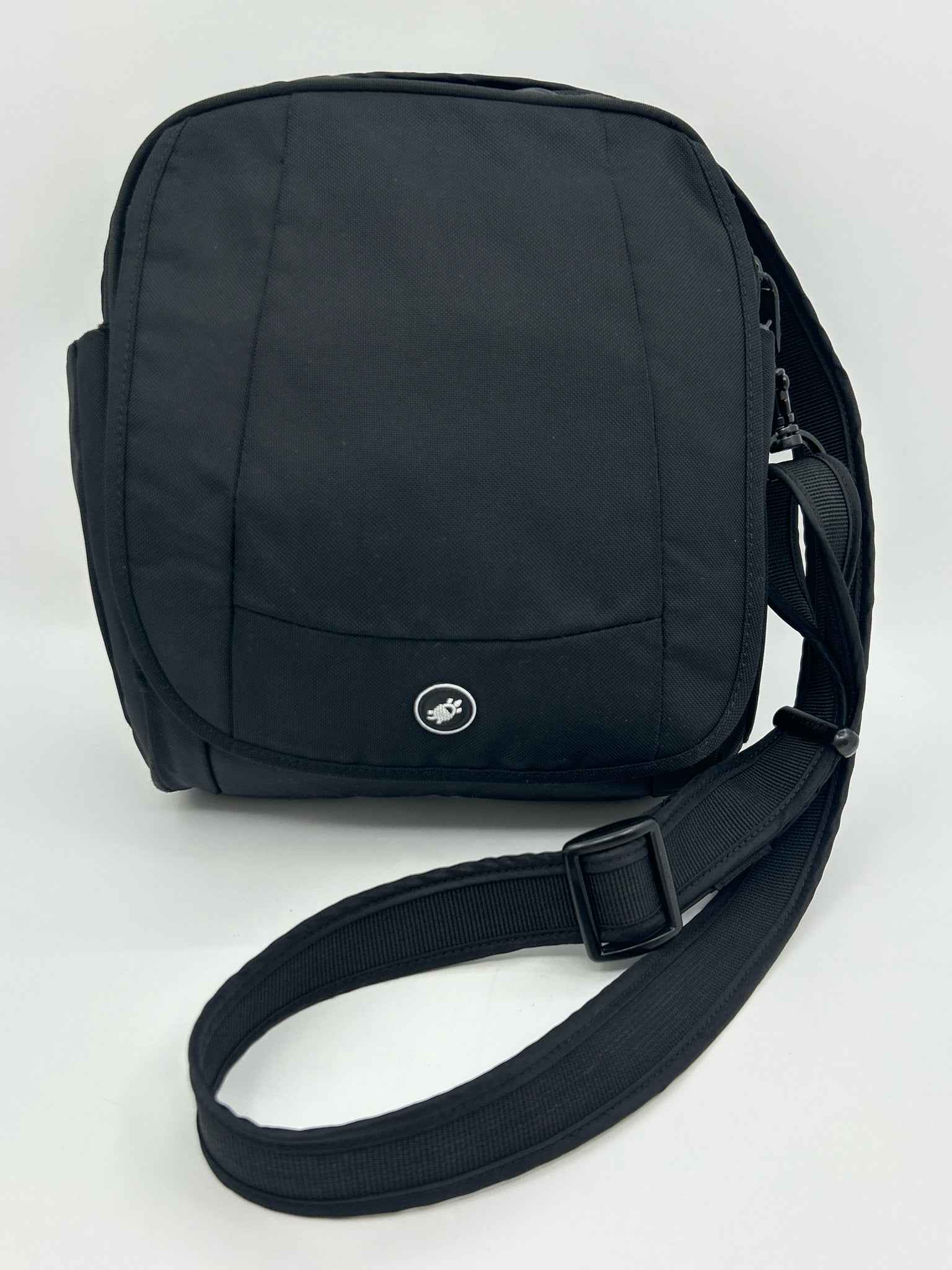 PAC SAFE Black Women Purse