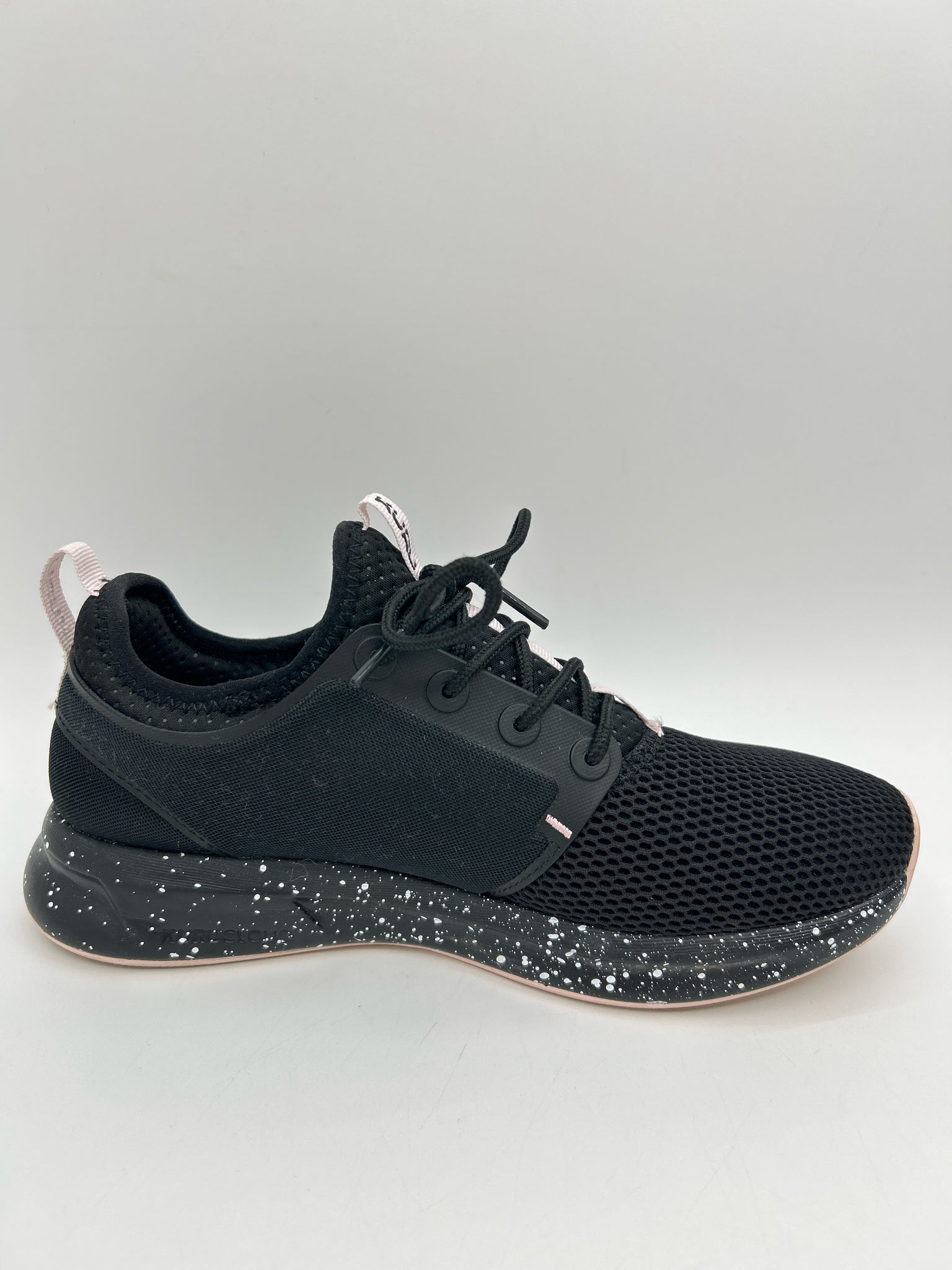 KURU Size 8M Black Women Sneakers