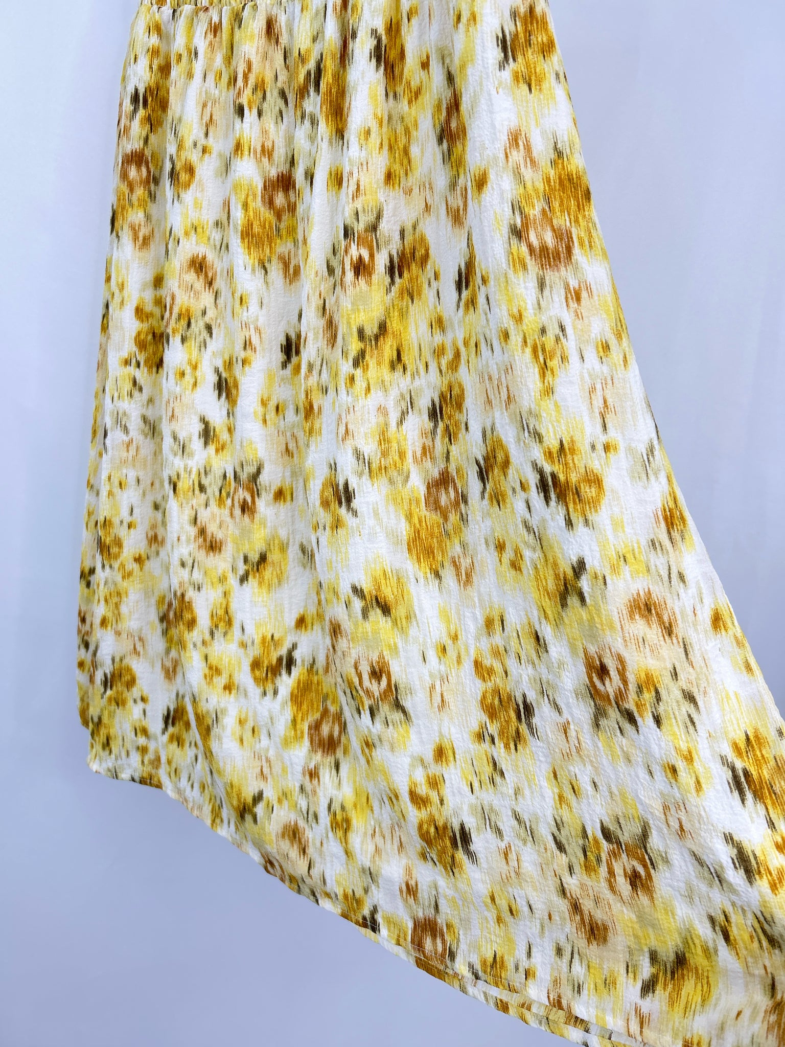 LUSH Size M Yellow Print Women 2-Piece w/skirt