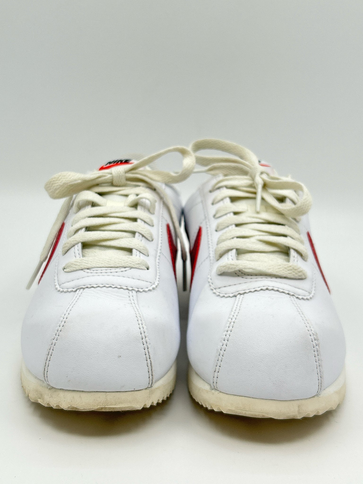 NIKE Size 7 White Women Sneakers