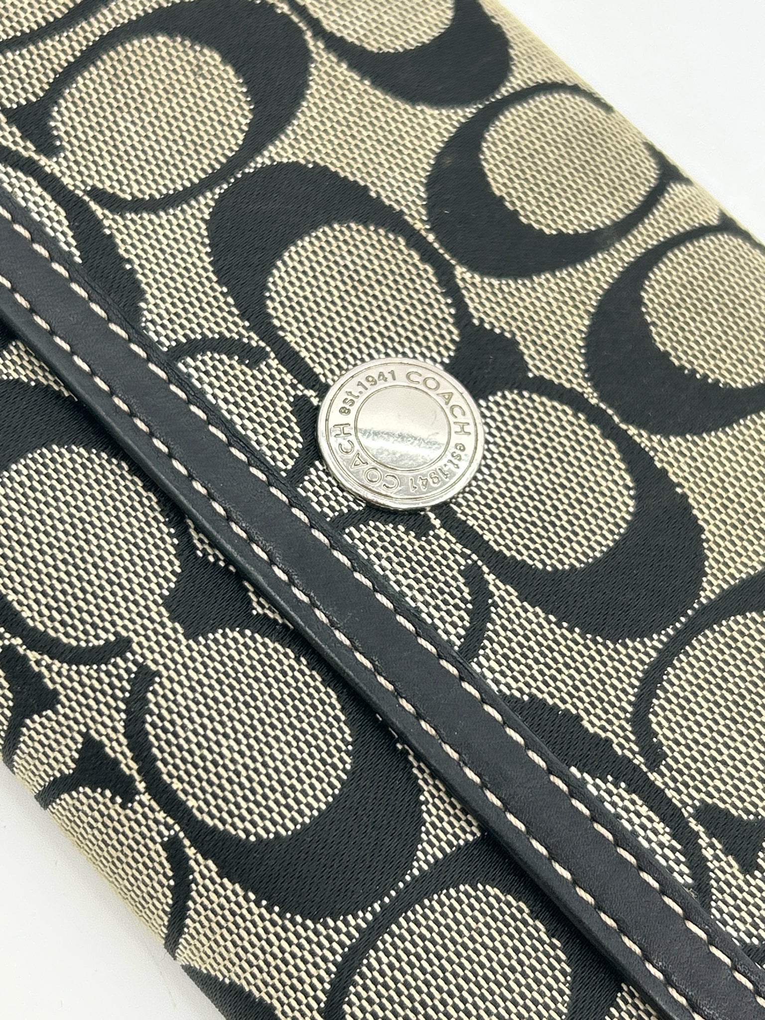 COACH Black Print Women Wallet