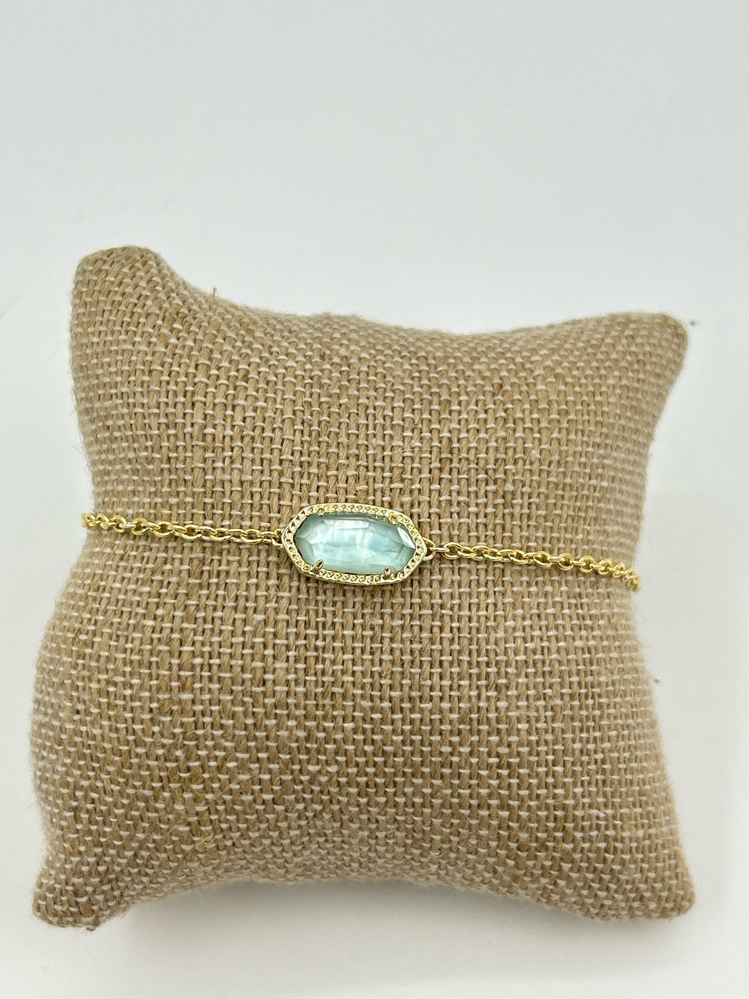 KENDRA SCOTT Gold Bracelet