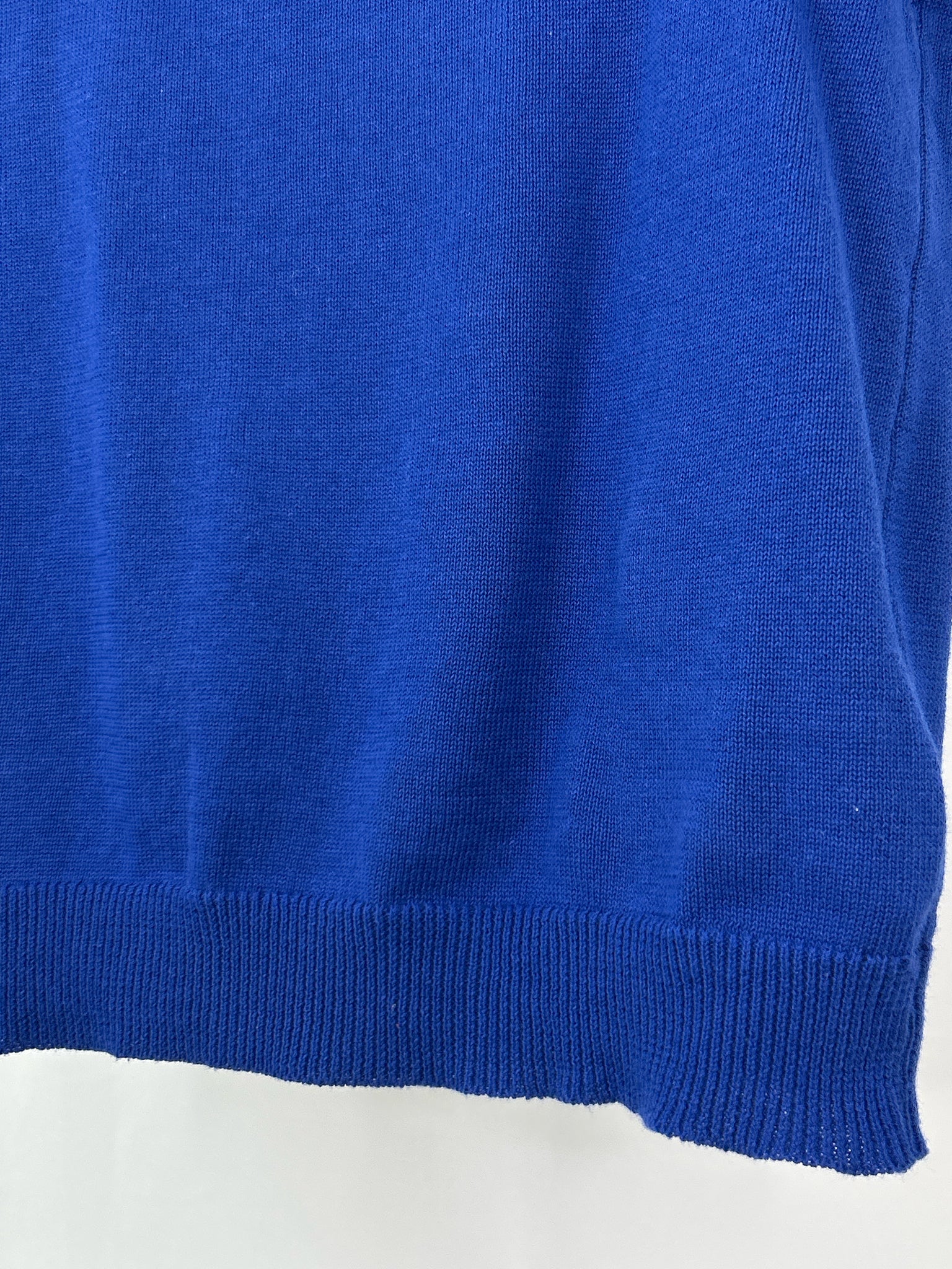 Avara Size L Blue Women Sweater