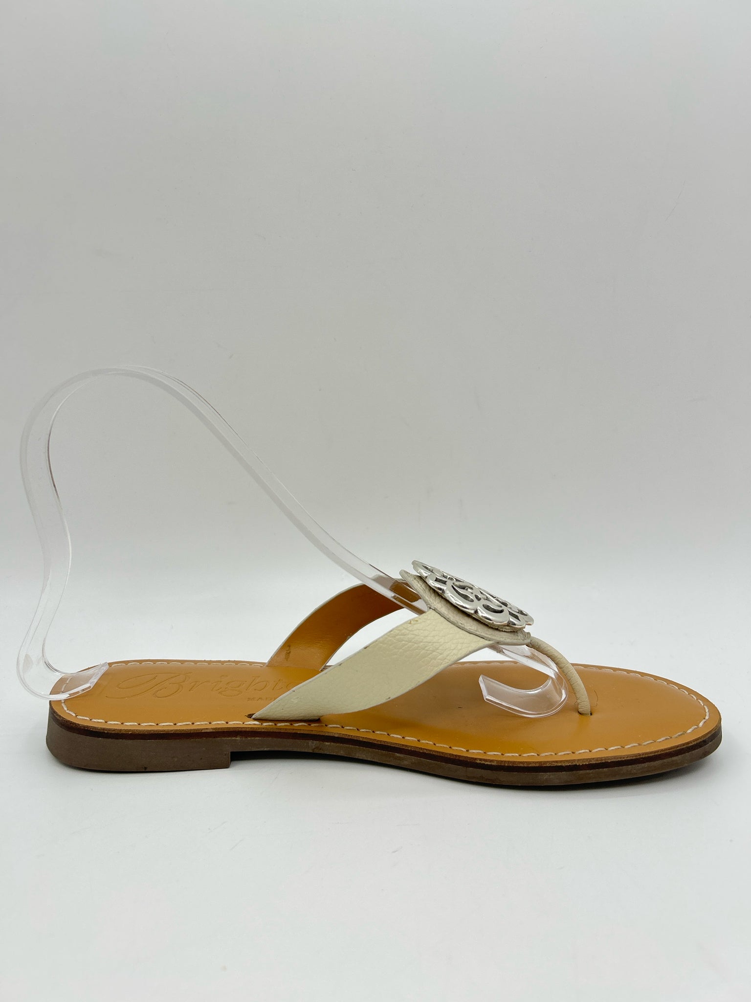BRIGHTON Size 7M Ivory Women Sandal