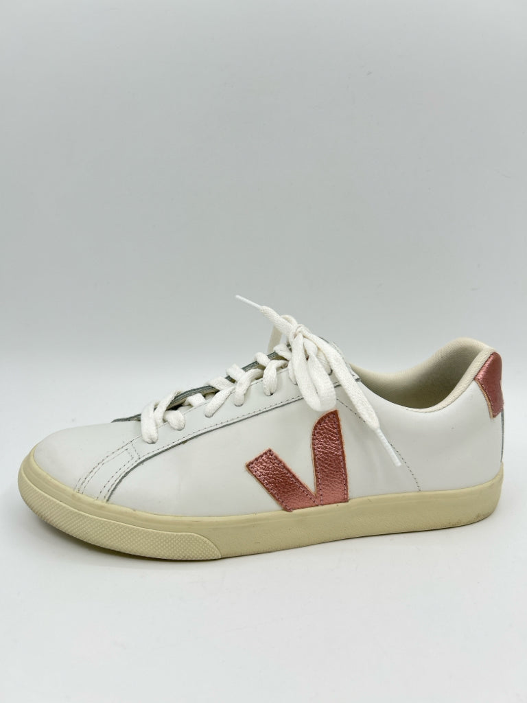 VEJA Women Size 8 White and PINK Sneakers