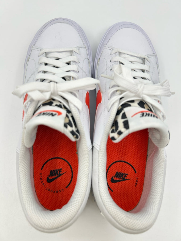 NIKE Size 8 WHITE AND ORANGE Women's Sneakers