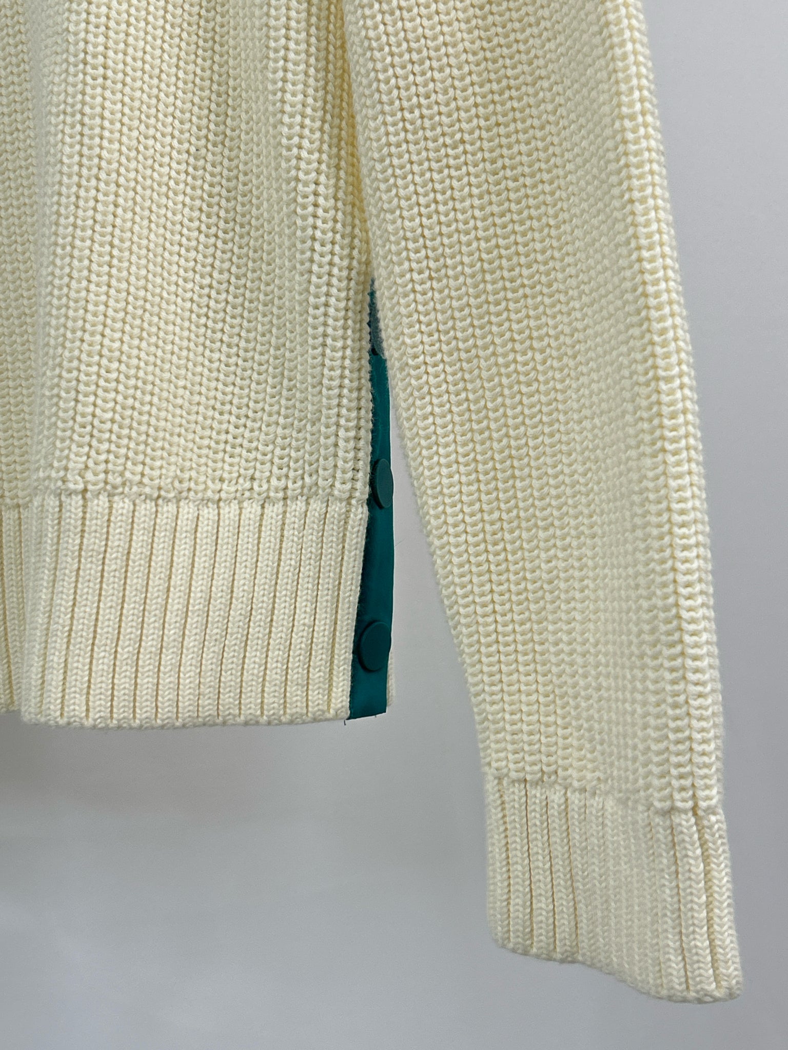 TALBOTS NWT Size L Cream Women Pullover