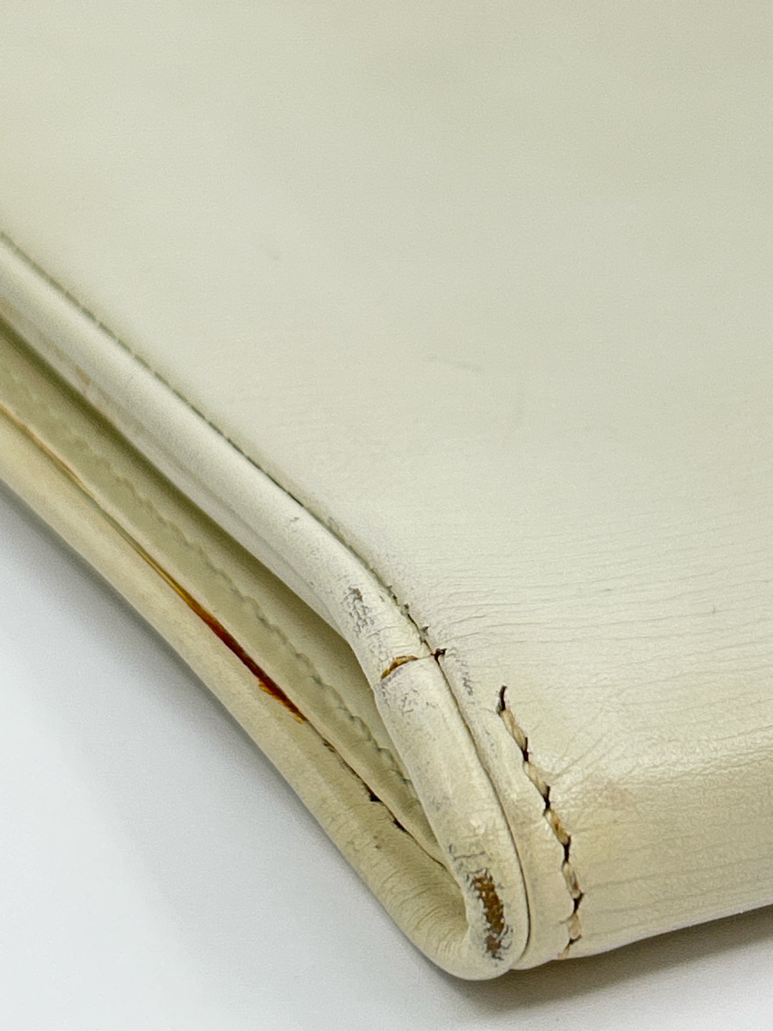 GUCCI Ivory Women Clutch