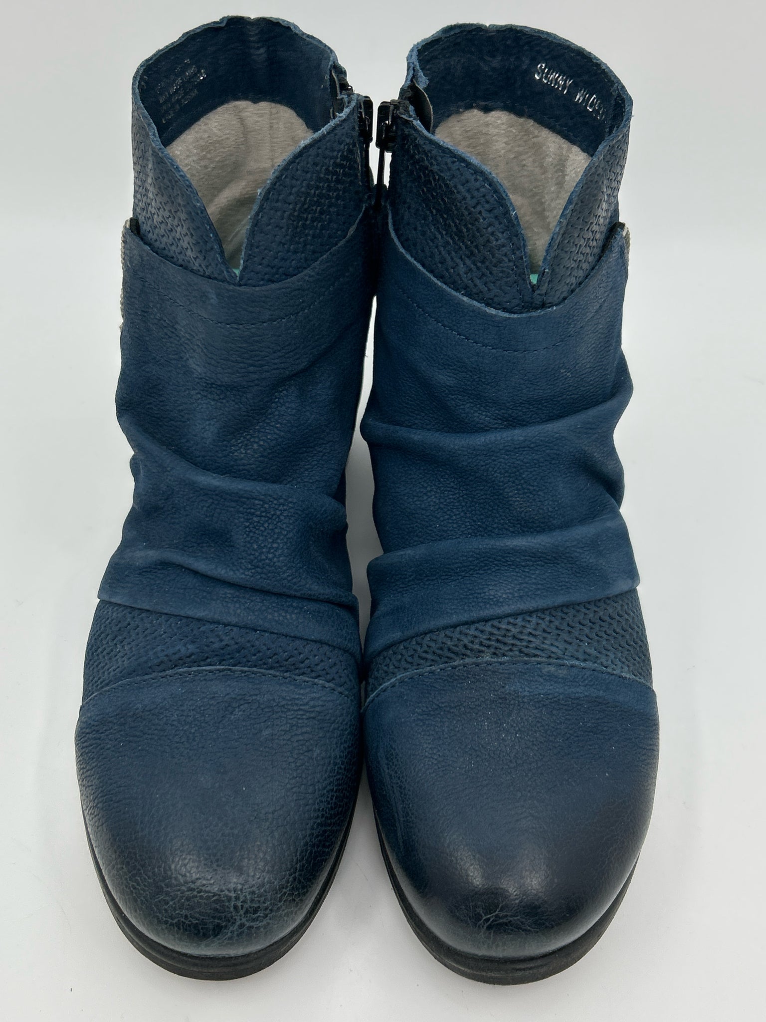 MIZ MOOZ Size 37 Teal Women Booties