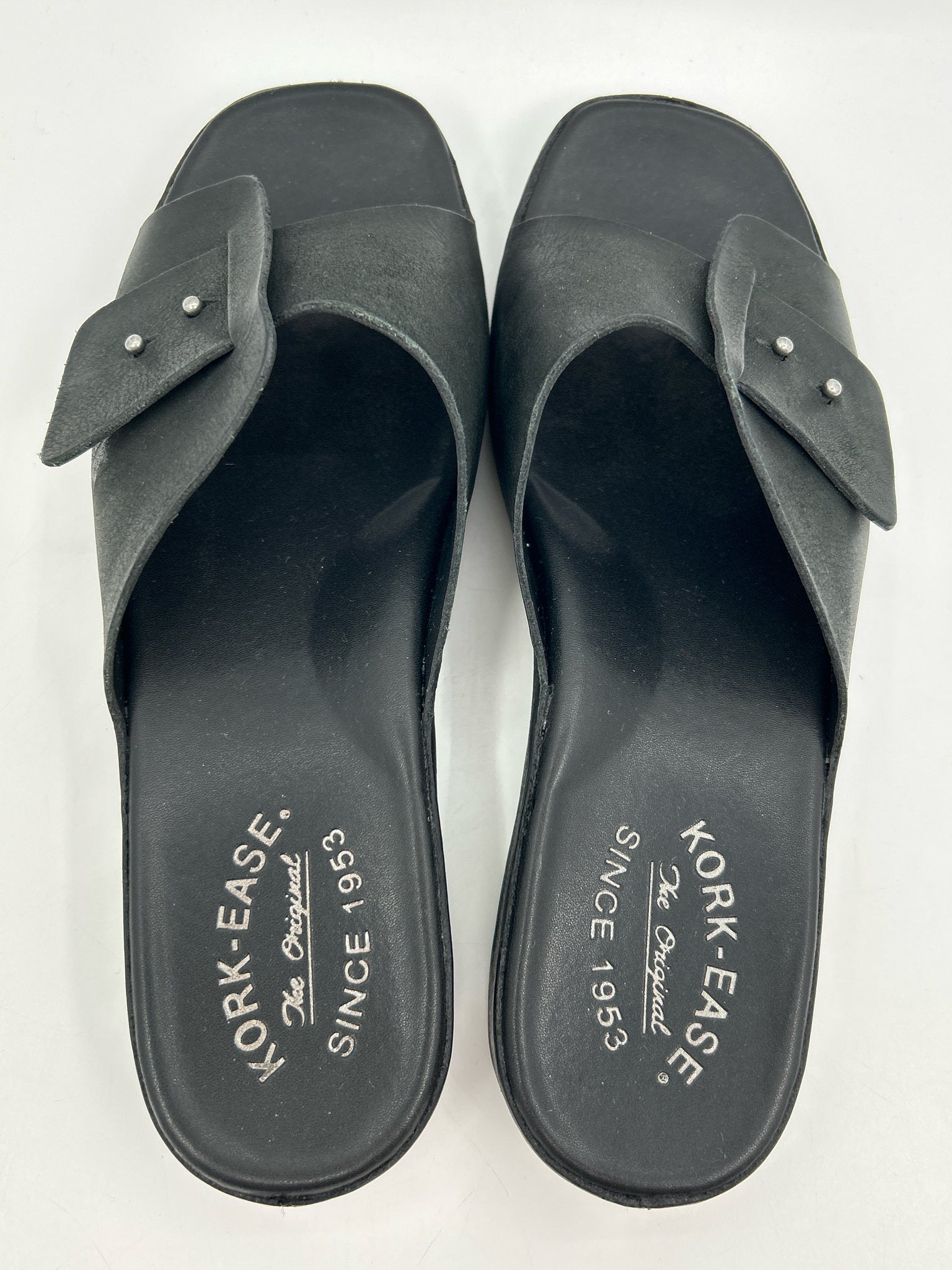 KORK EASE Size 8M Black Women Sandal