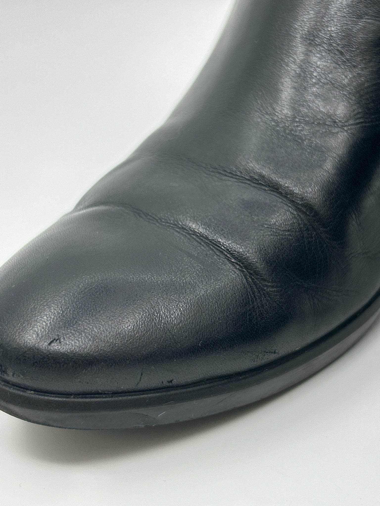 ECCO Size 9/9.5 Black Women Booties