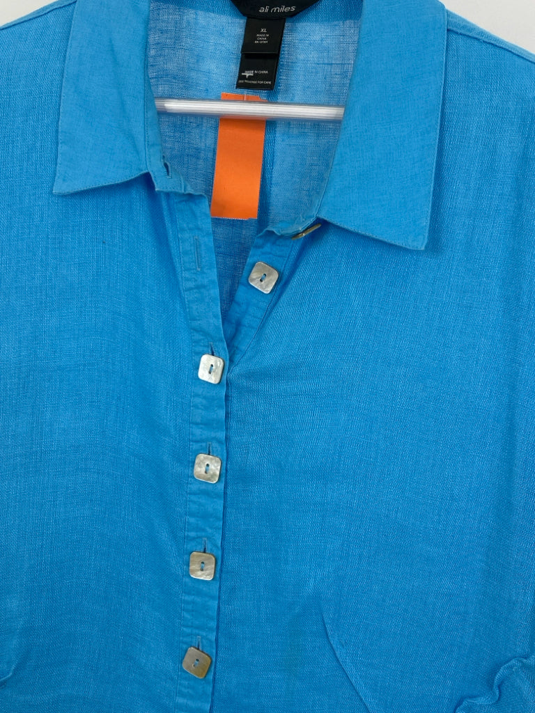Ali Miles Size XL Blue Women's Shirt
