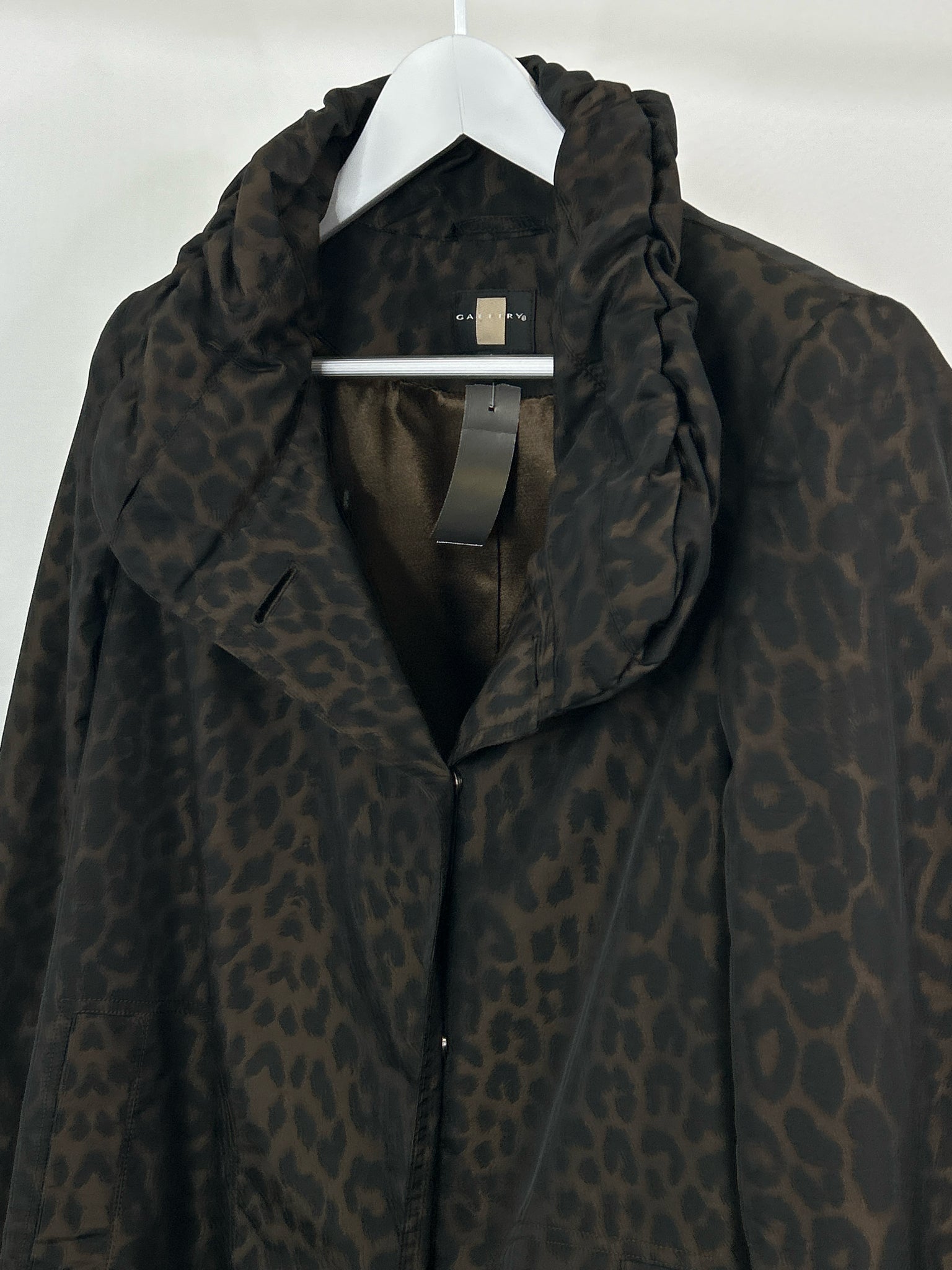 GALLERY Size L Brown and Black Women Coat