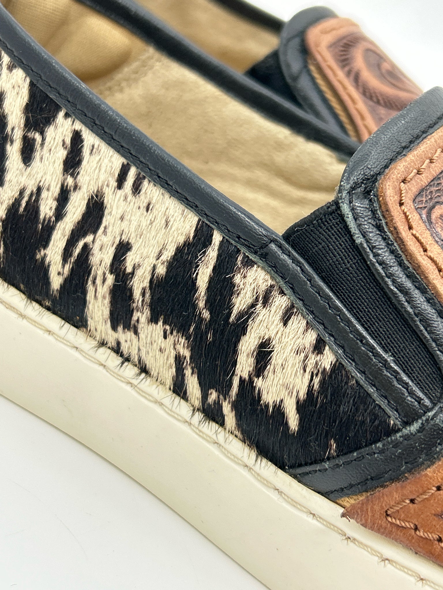 MYRA Size 7 Brown Women Sneakers