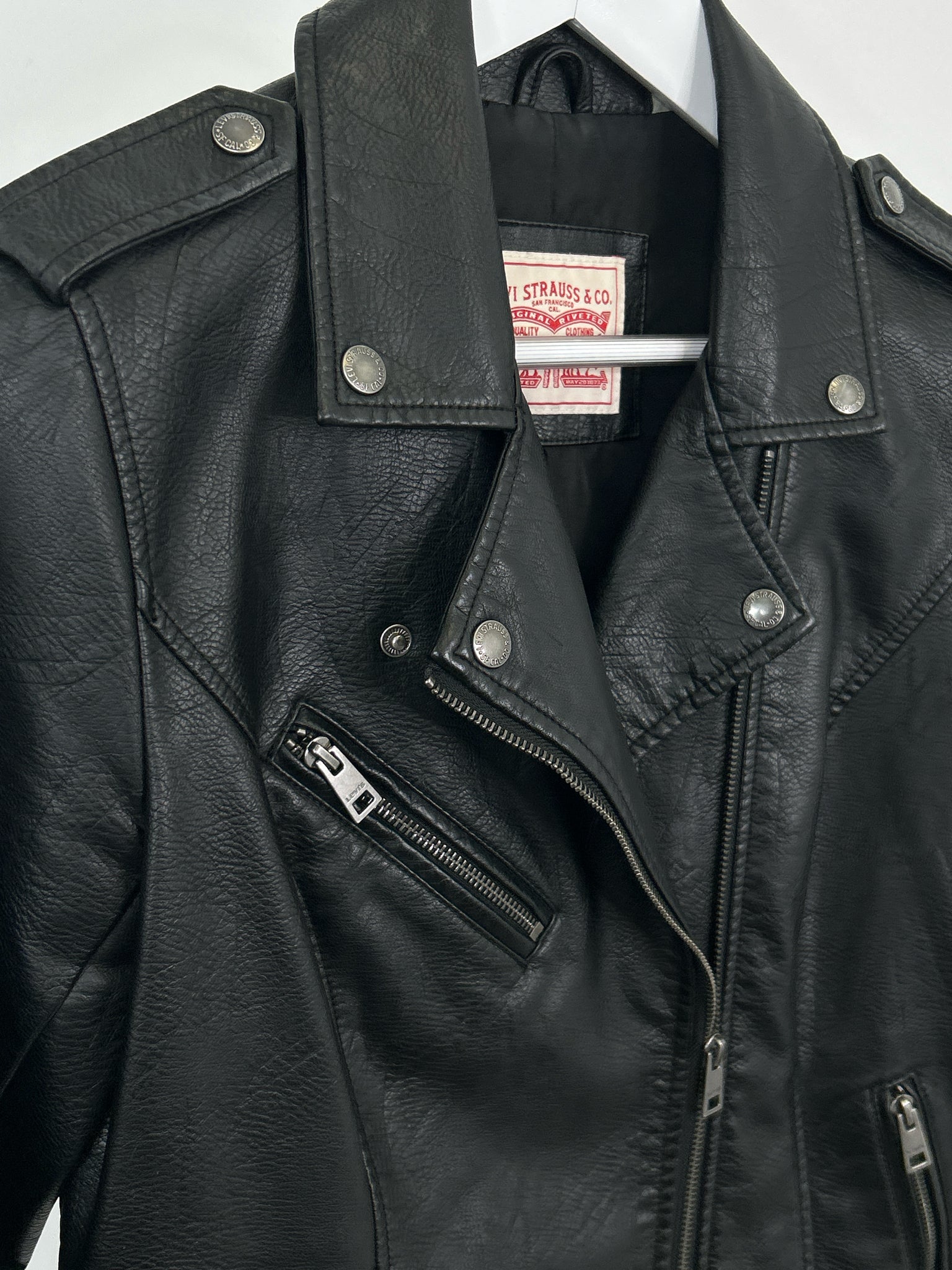 LEVI STRAUSS & CO. Size M Black Women Jacket