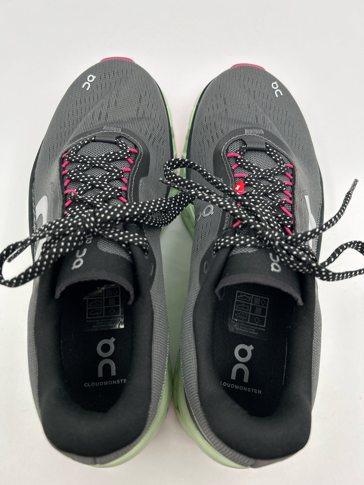 ON CLOUD Size 7.5 Grey & Mint Women Sneakers