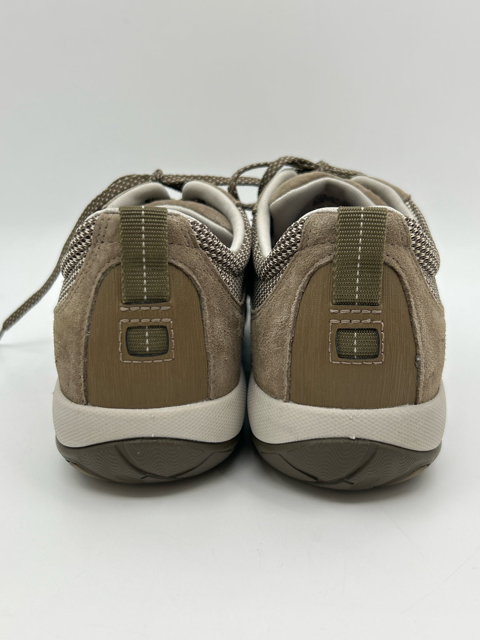 DANSKO Size 40 Taupe Women Sneakers