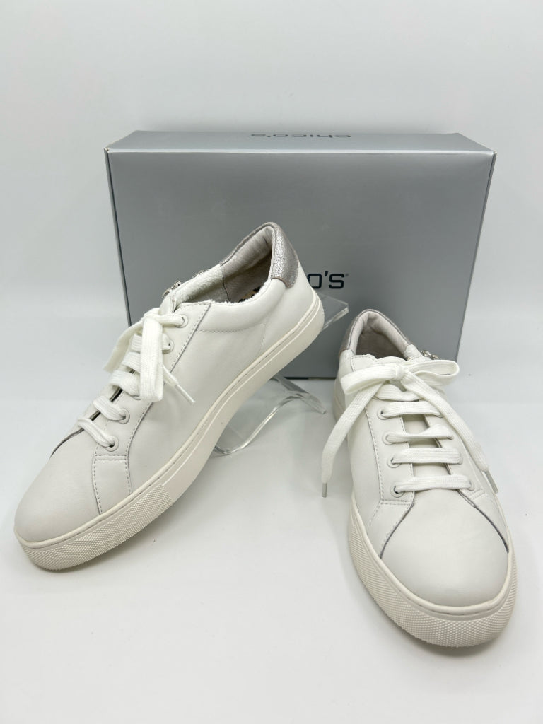 CHICO'S Women Size 8.5 White Sneakers