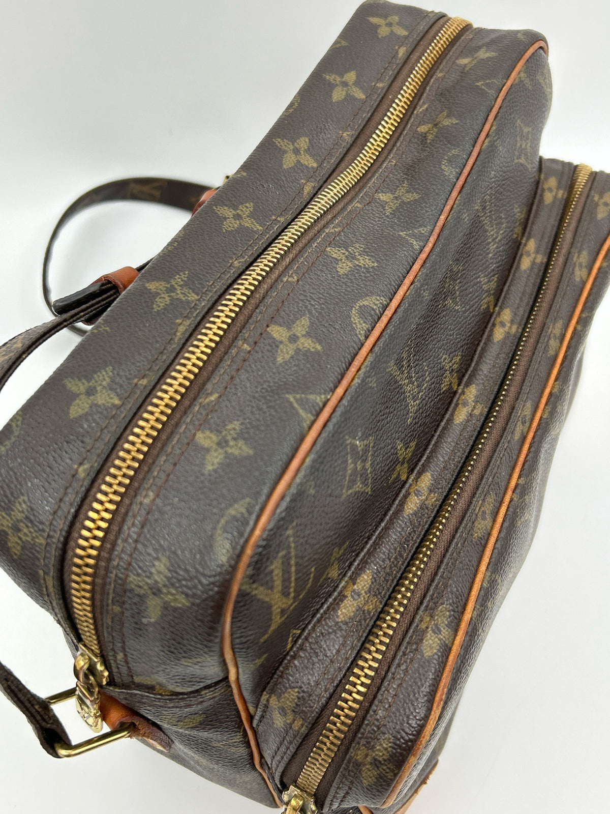 LOUIS VUITTON BROWN MONOGRAM Women Purse