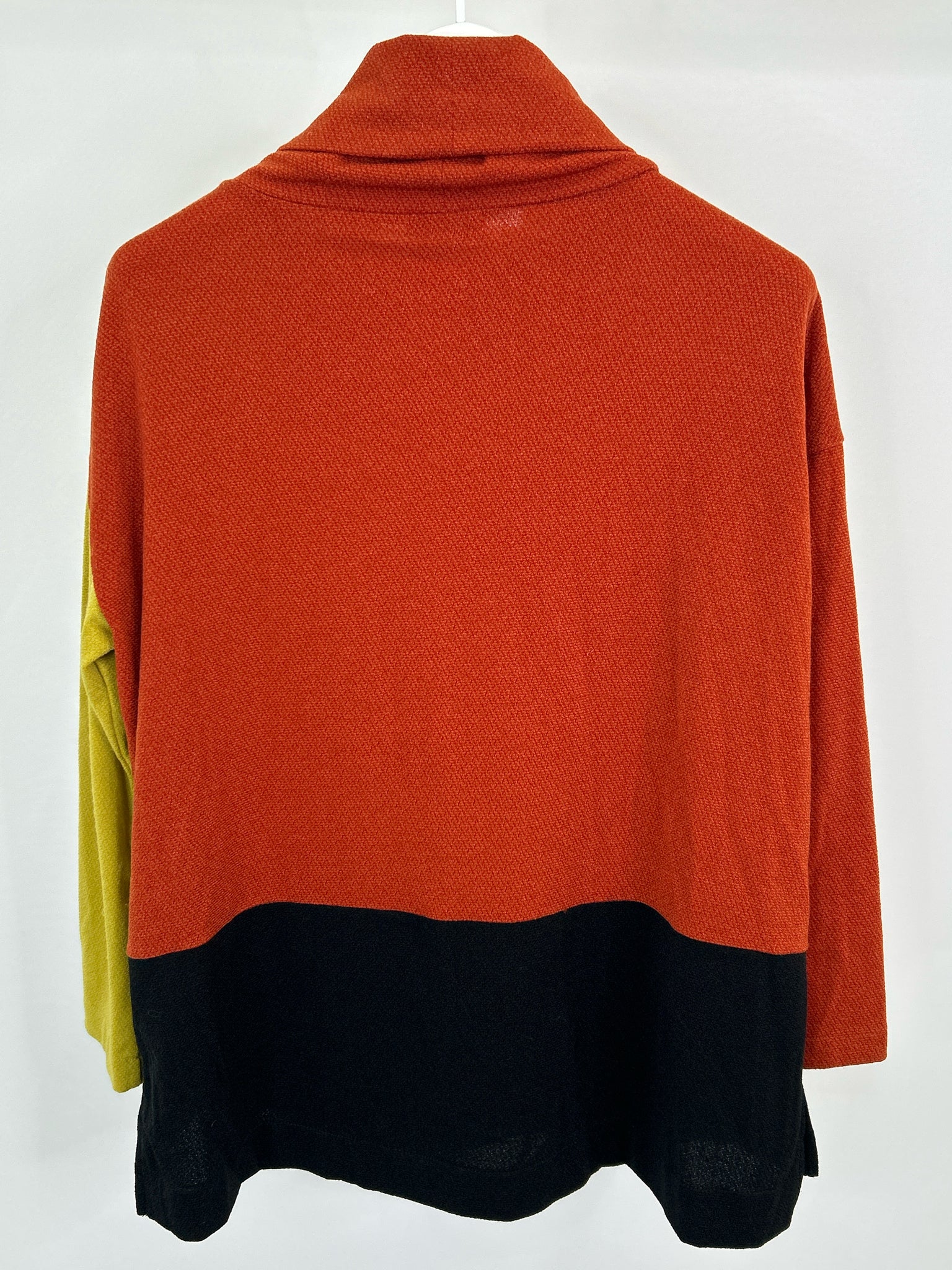 TERRA Size XL Burnt Orange Women Top