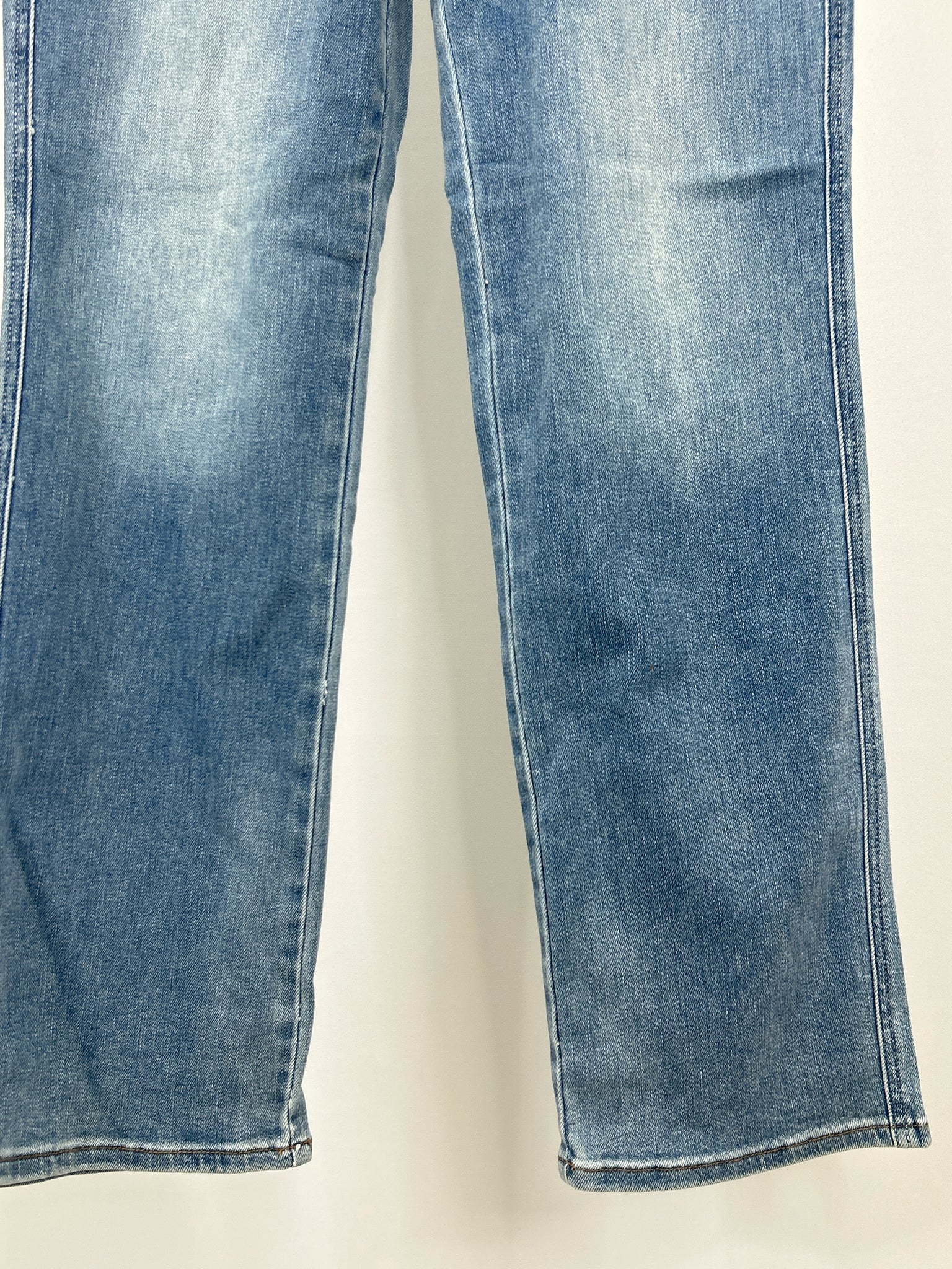 JUDY BLUE Size 15/32 LIGHT BLUE DENIM Women jeans