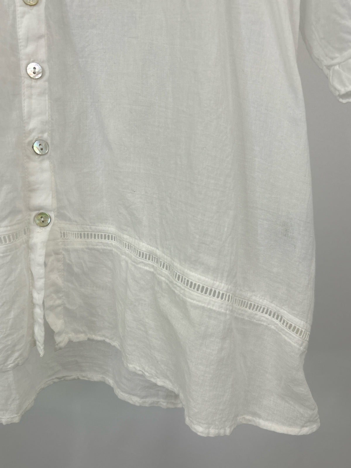 JP AND MATTIE Size L White Women Blouse