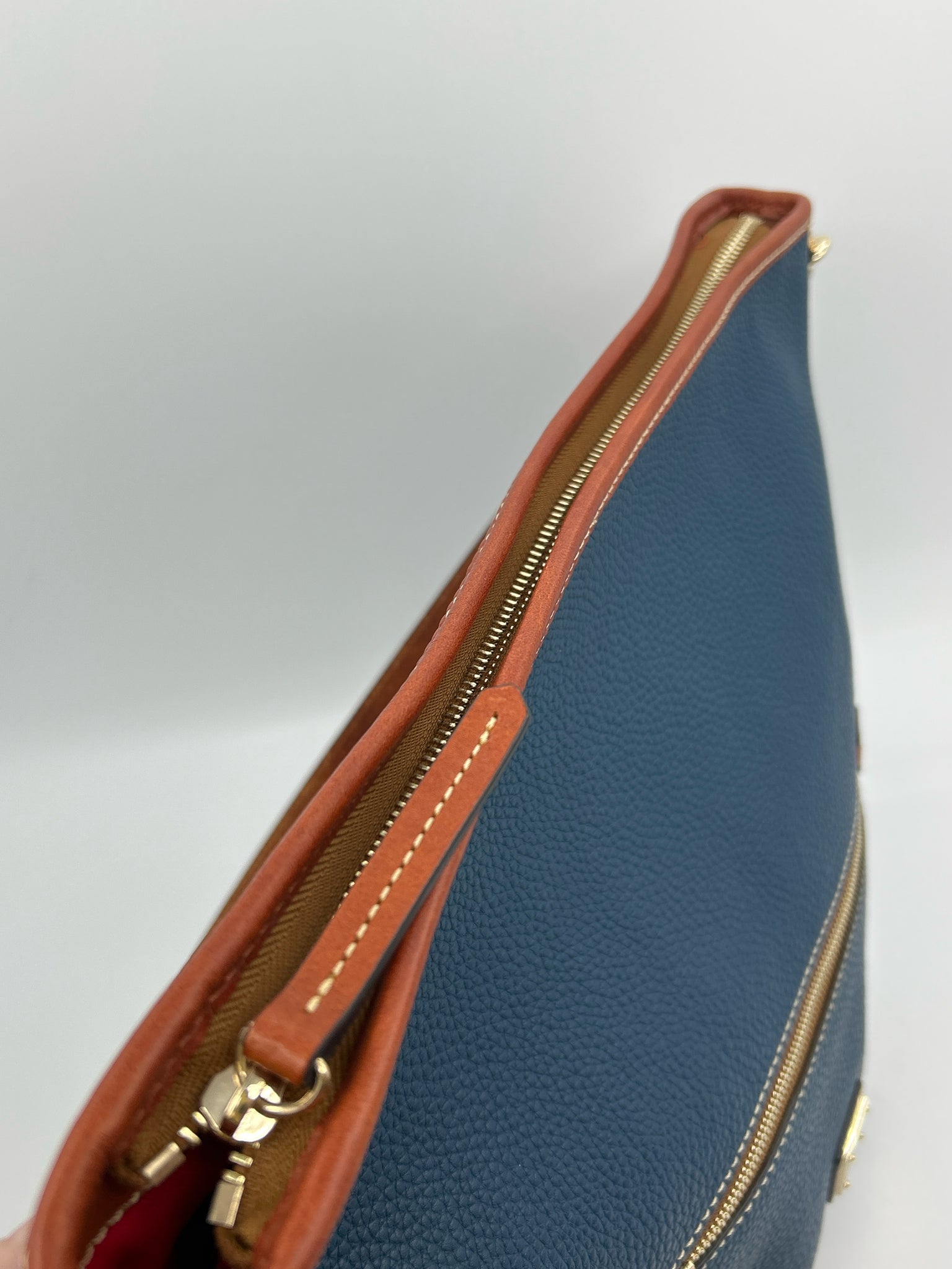 DOONEY & BOURKE Blue Women Purse NWT