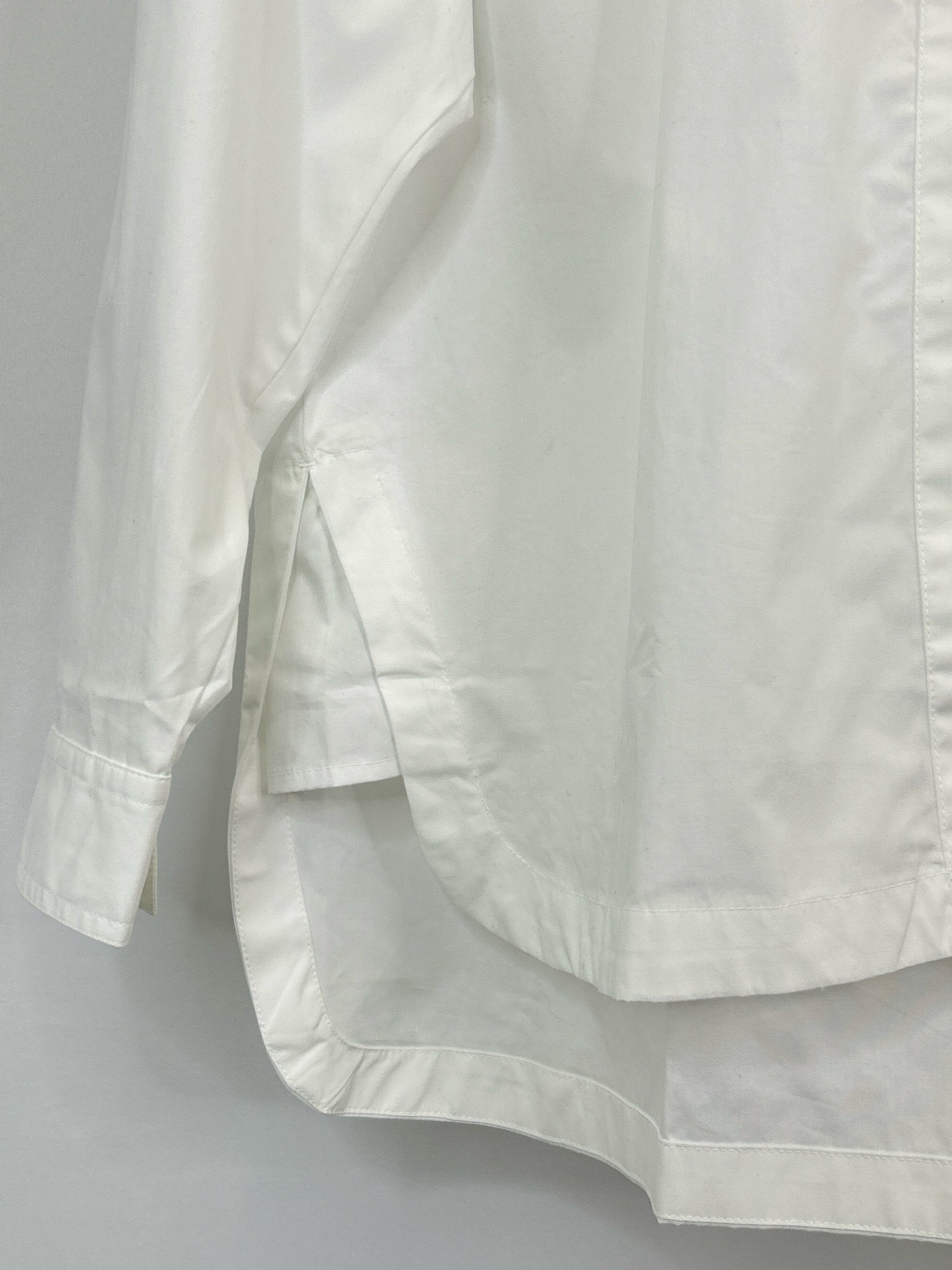 BANANA REPUBLIC Factory Size M White Women Shirt
