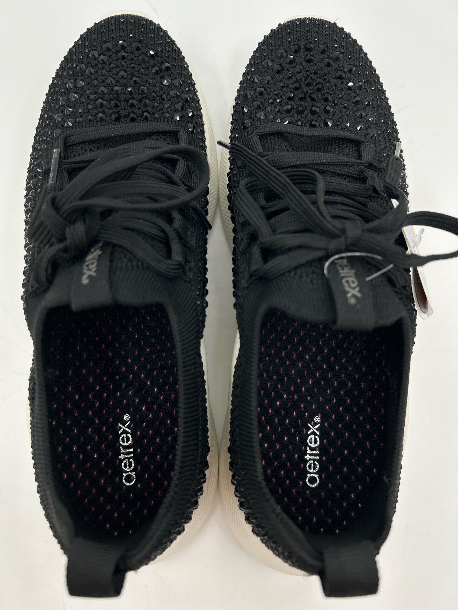 AETREX Size 7 Black Women Sneakers NIB
